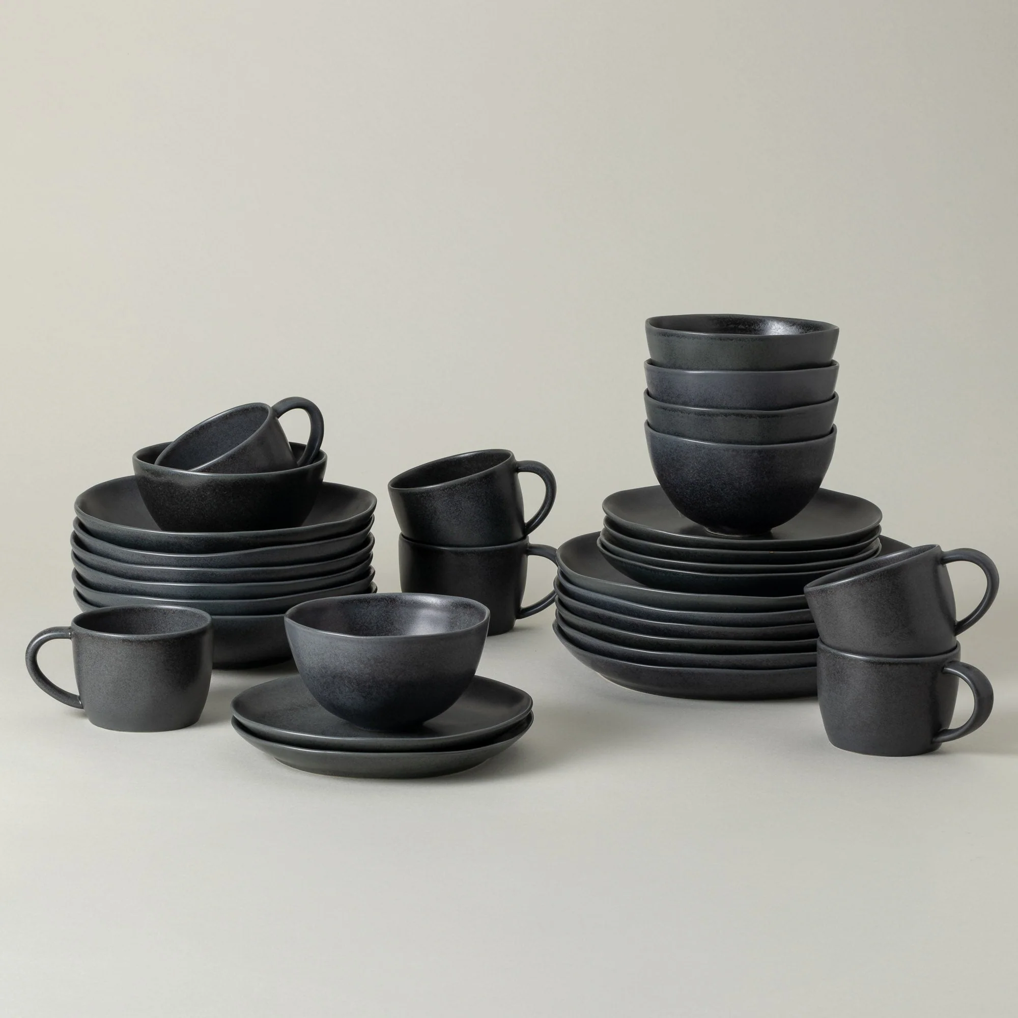 30-Piece Dinnerware Set with Mug Livia