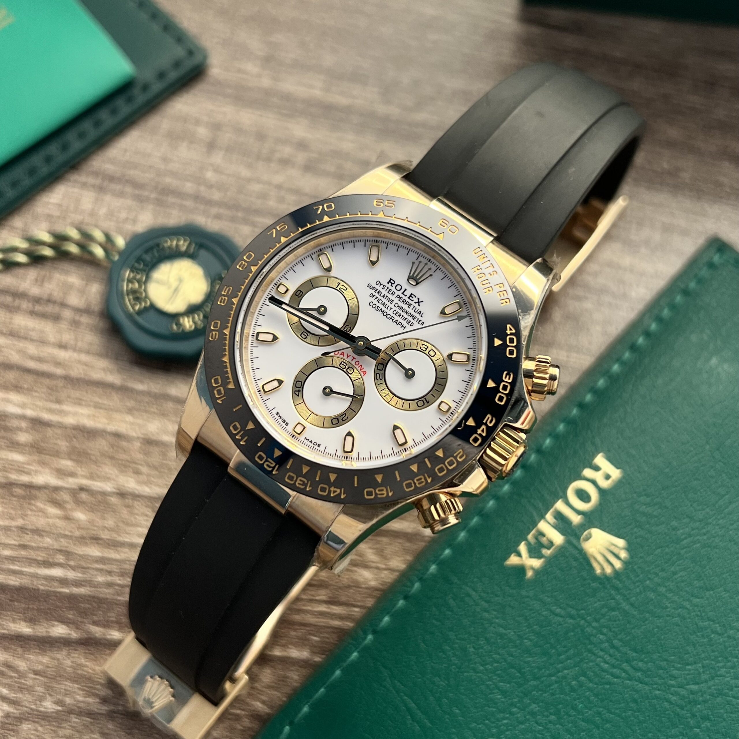 Rolex Daytona YG Plated White Dial 40mm Oysterflex Super Clone