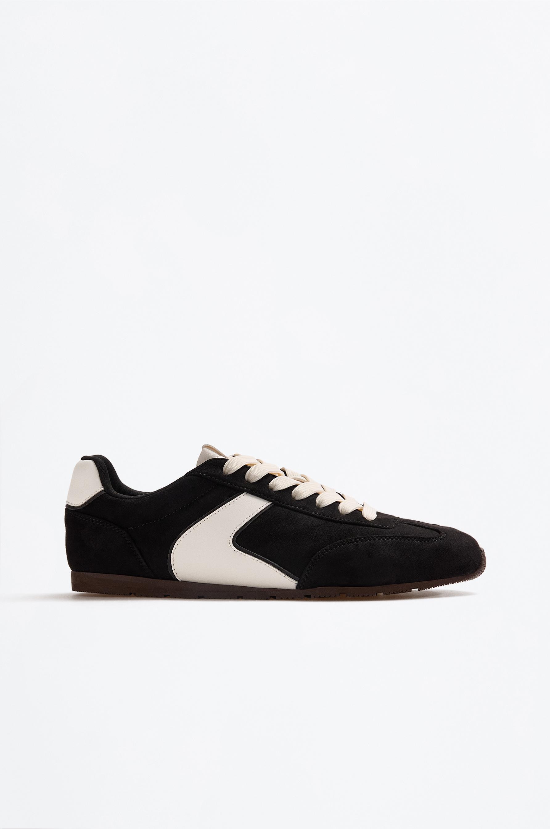 Zapatilla deportiva