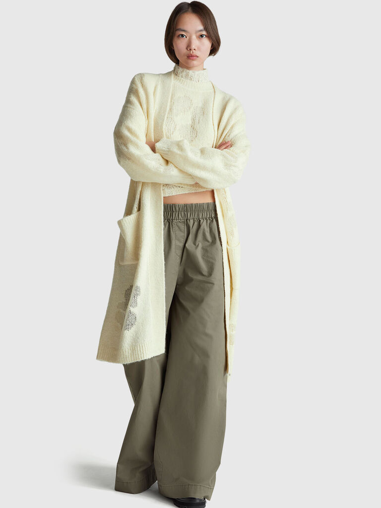 Cardigan with floral inlay