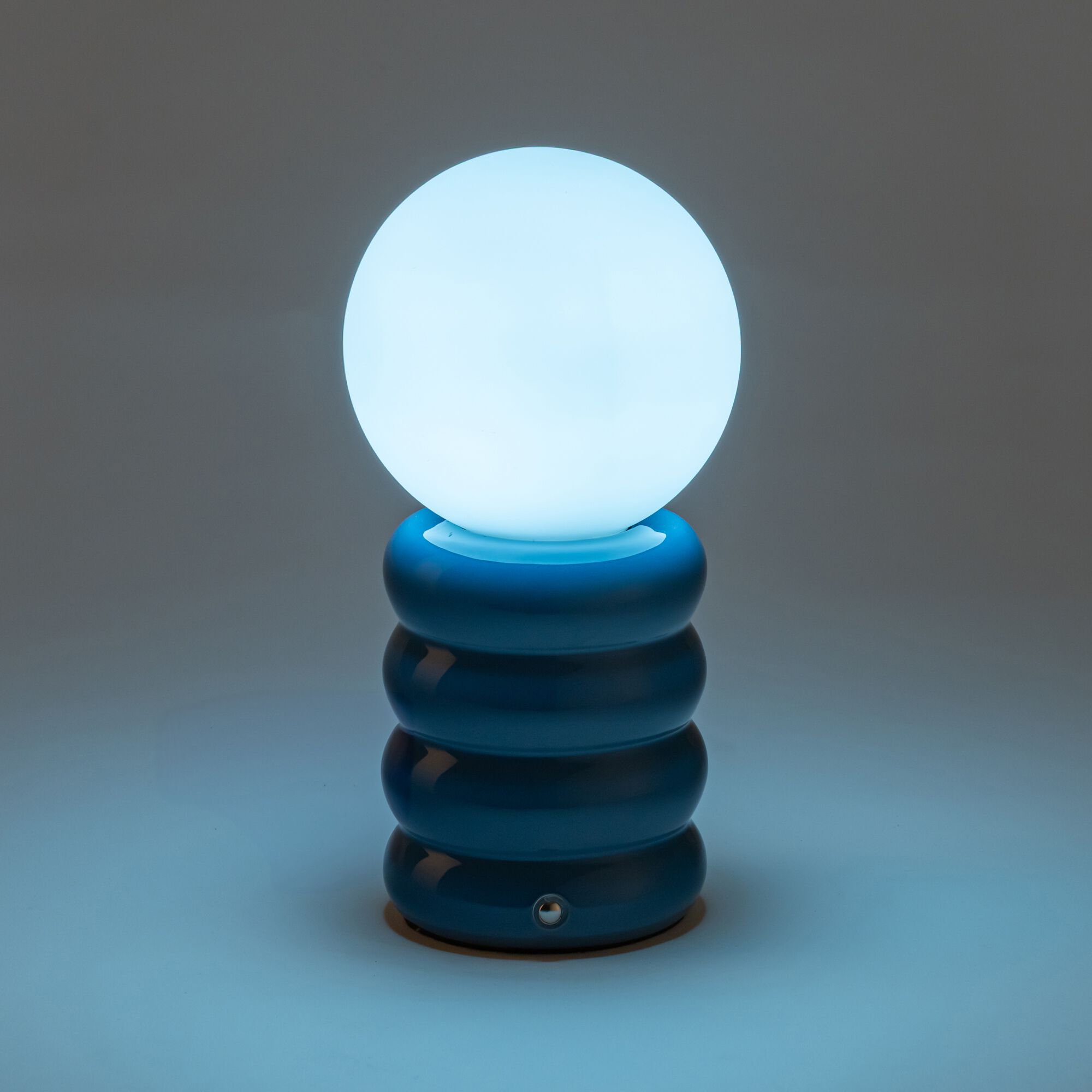 URANIA - Lampe à poser en céramique - bleu