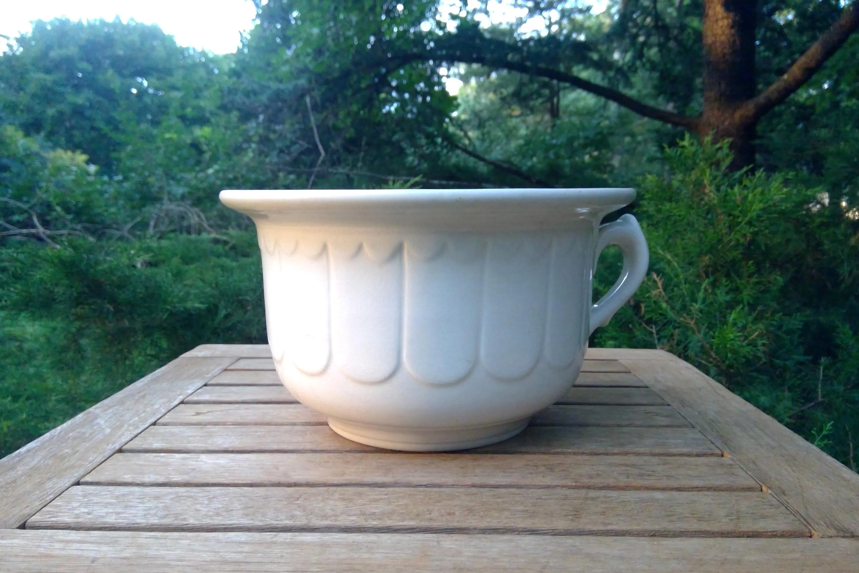 Antique LARGE Ironstone Chamber Cache Pot White Bowl With Handle Heavy Scalloped Sides Planter Vase MAKERS MARK K1VINTAGE