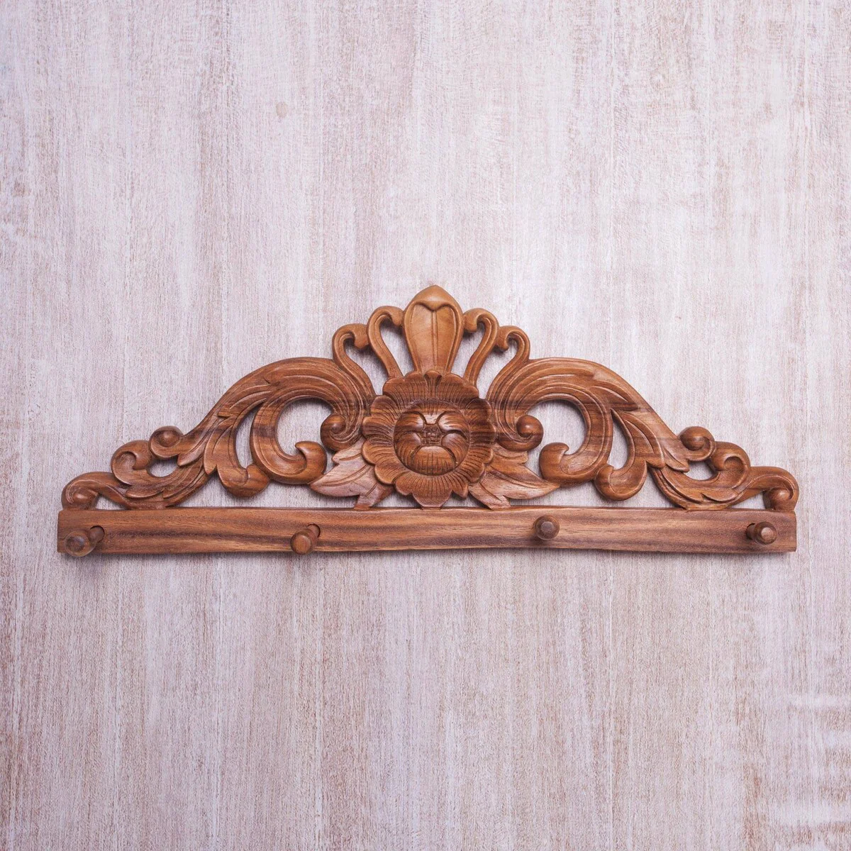 Handmade Blooming Lotus Wood coat rack (Indonesia)