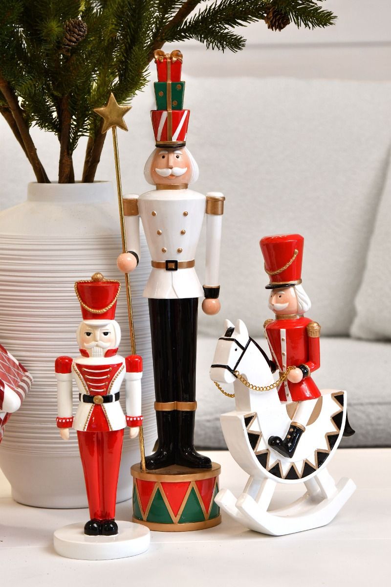 Figurka Żołnierz 26 cm