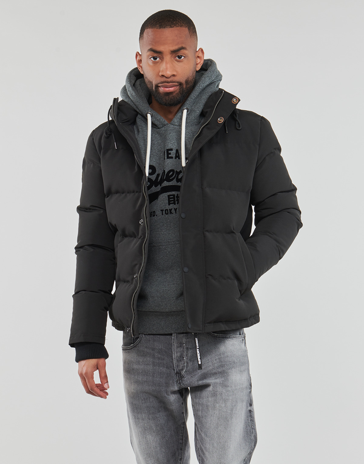 Superdry - EVEREST SHORT HOODED PUFFER - Black