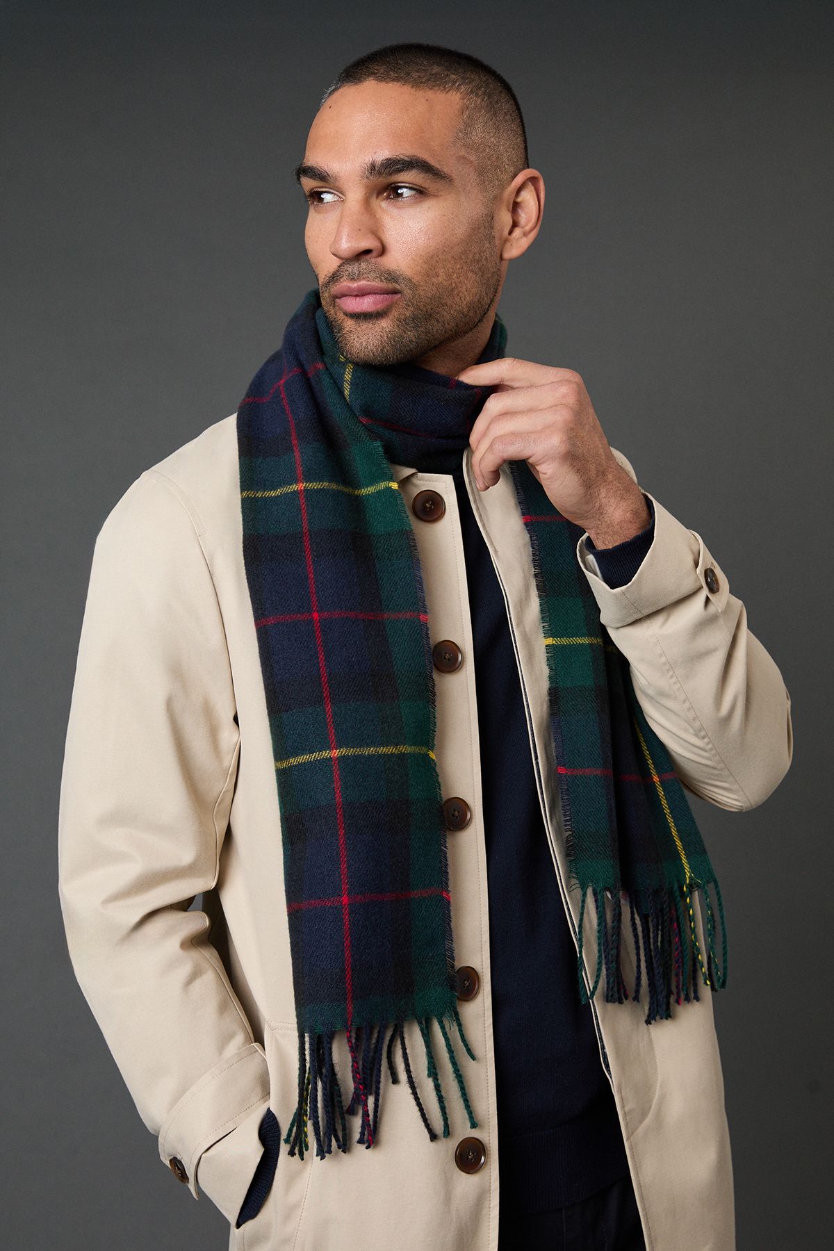 Maine Dark Green Check Scarf