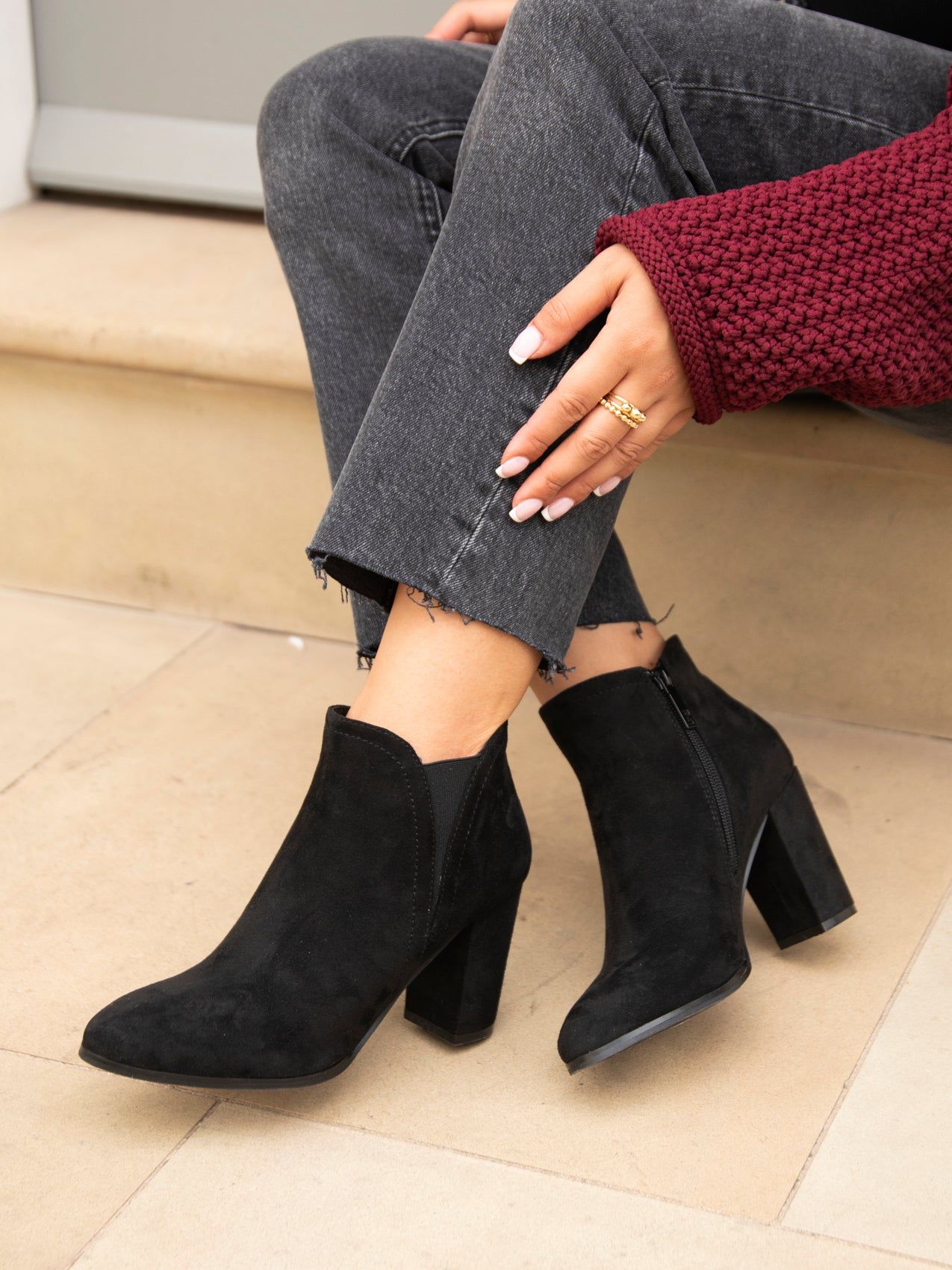 Linzi Freda Black Faux Suede Block Heeled Ankle Boot