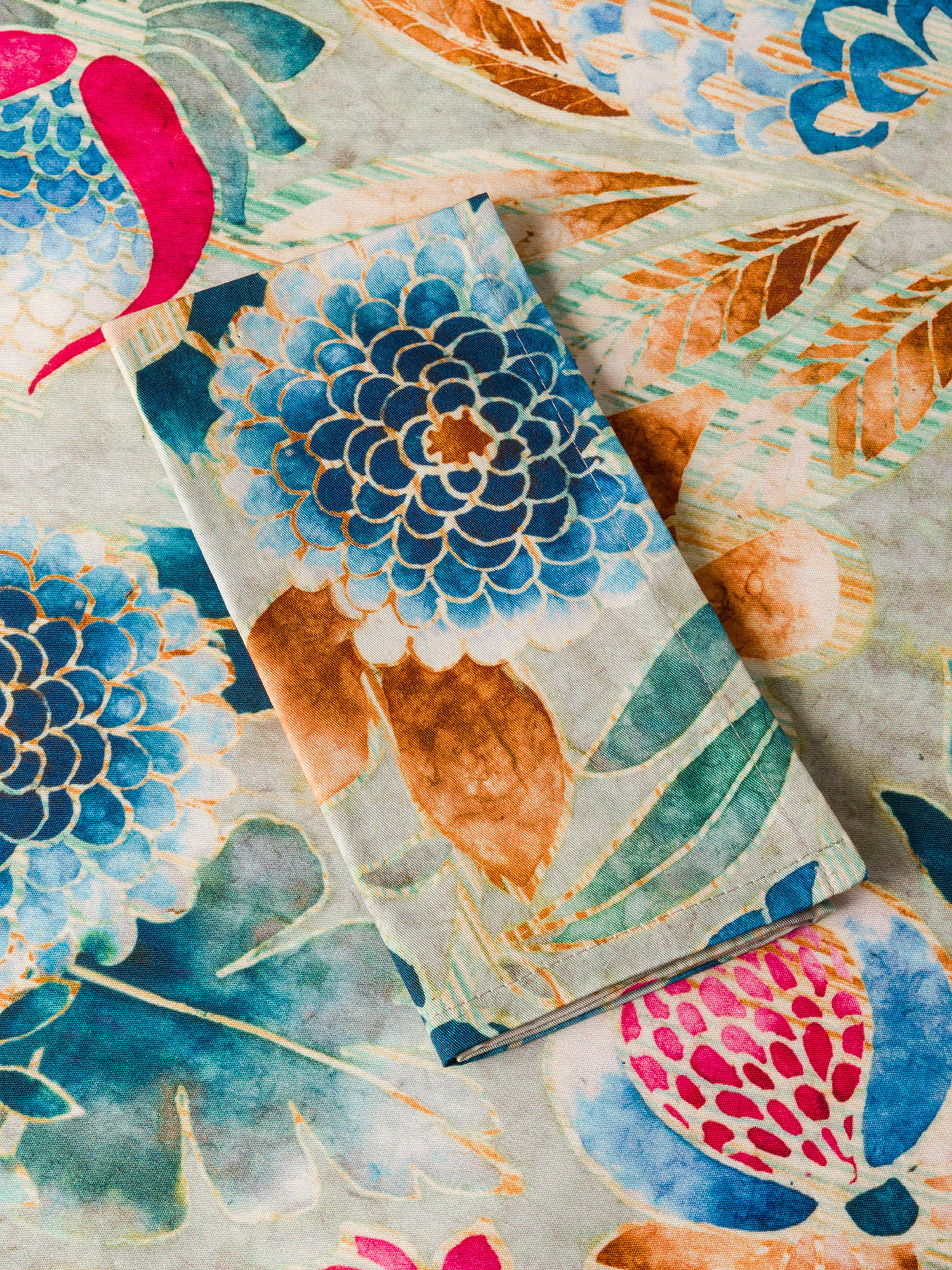 Tovaglia in twill di puro cotone stampa floreale