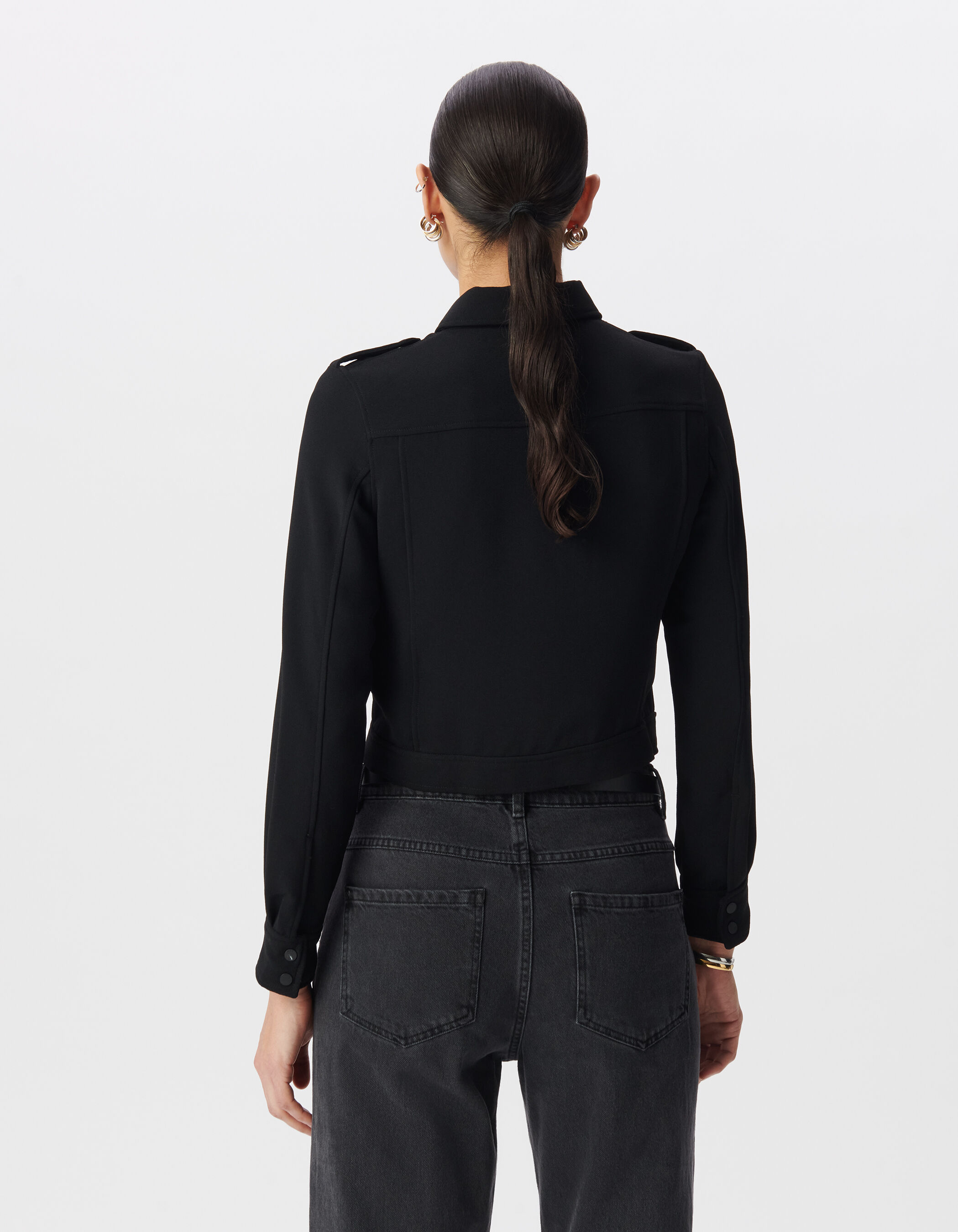 Chemise noire cropped poches poitrine Femme