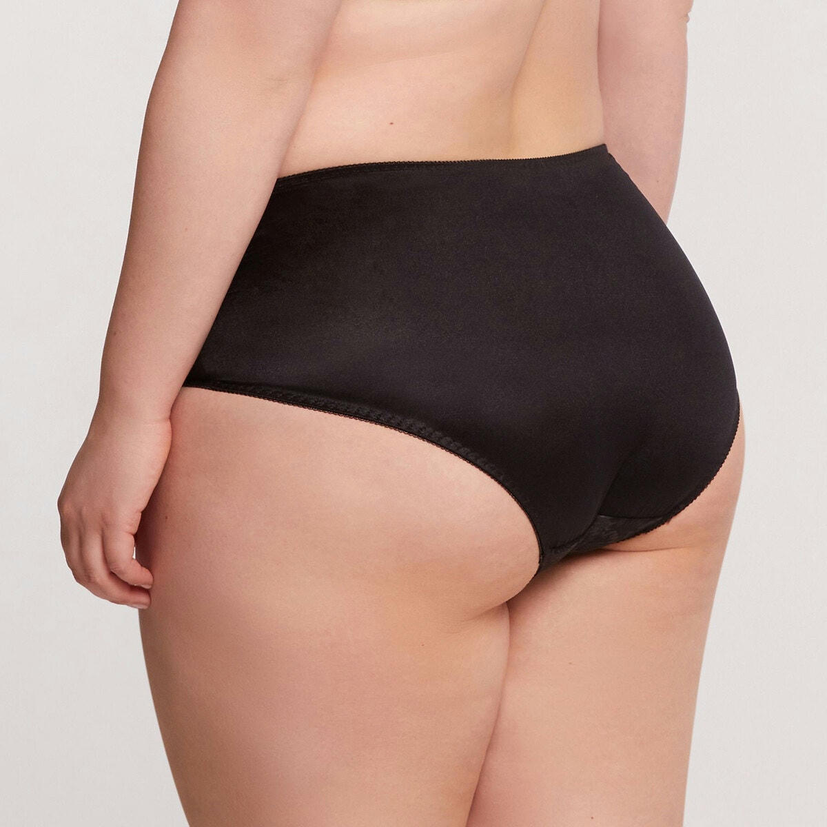 Culotte gainante effet ventre plat