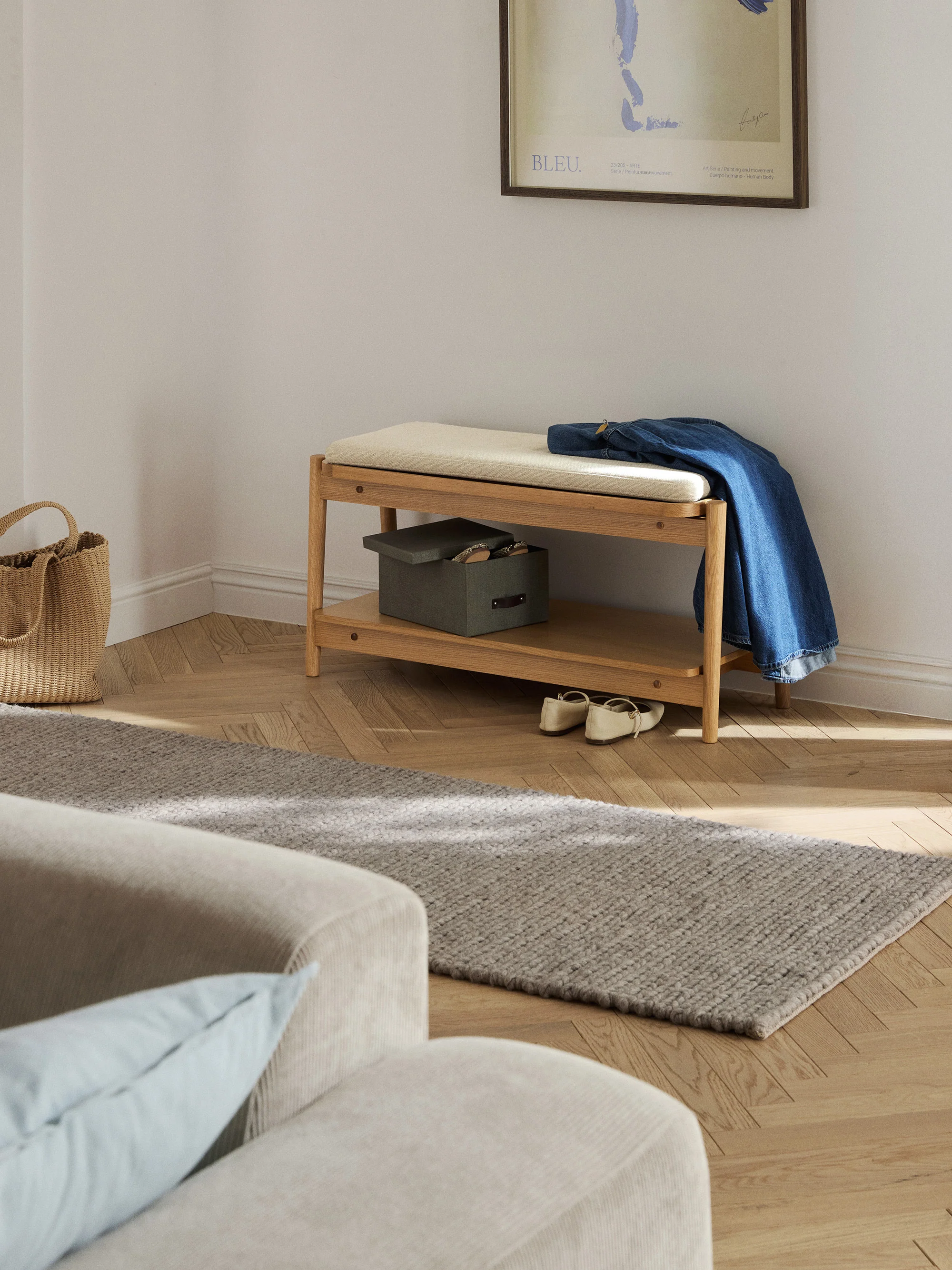 Gepolsterte Holz-Sitzbank Libby mit Schuhablage