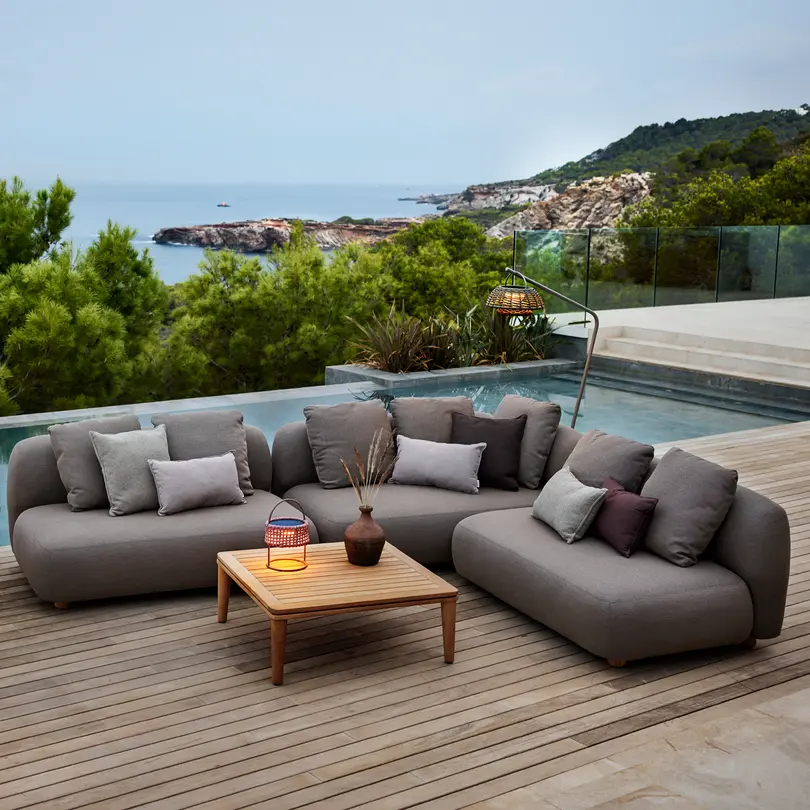 Lounge Element Capture