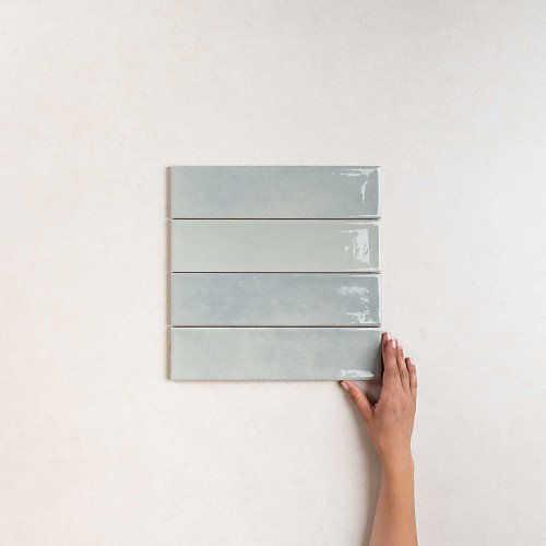 Carrelage Effet Zellige Bleu Clair NARA Glass Gloss 7,5x30cm - Les Carreaux de Jean