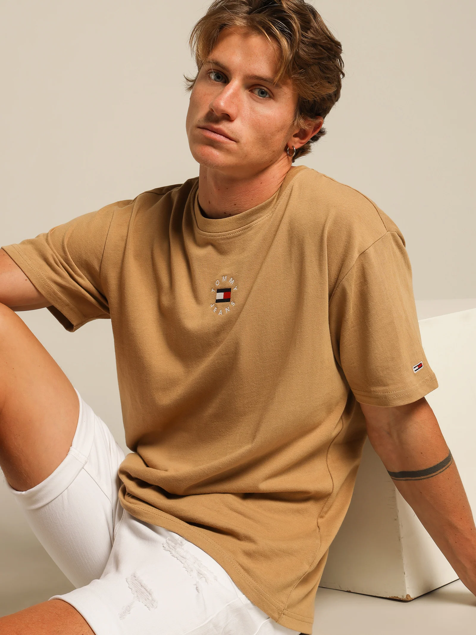 Tiny Tommy Circular Logo T-Shirt