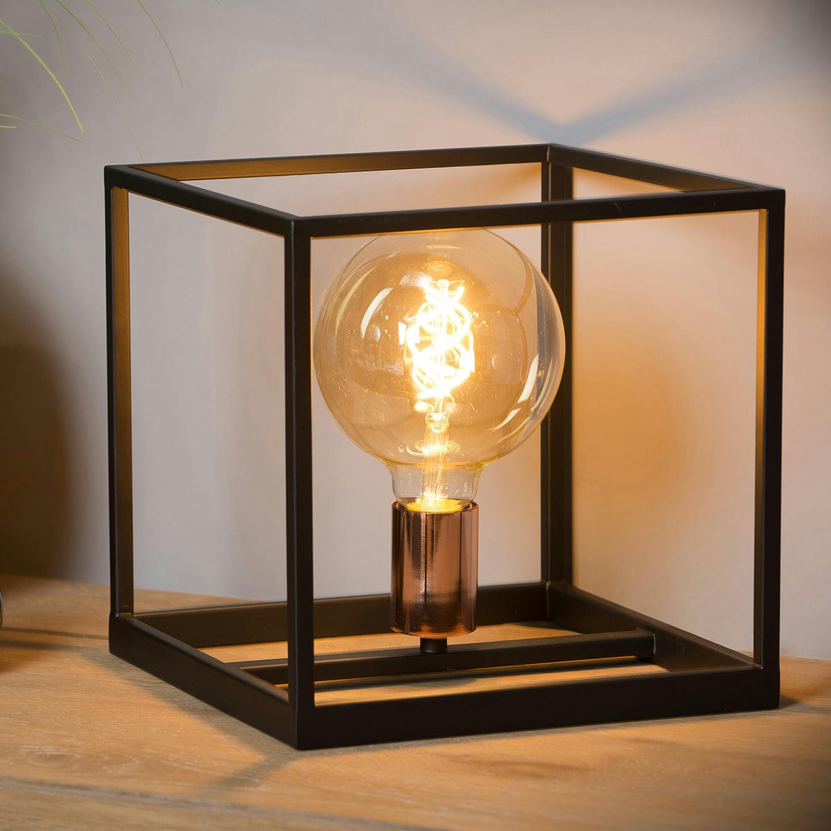 ARTHUR - Lampe de table en métal noir