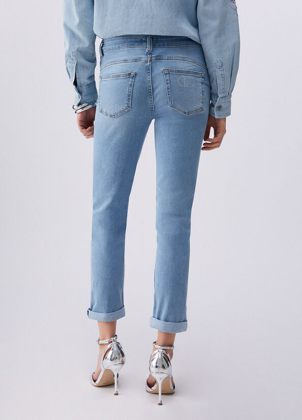 Jeans skinny con risvolto
