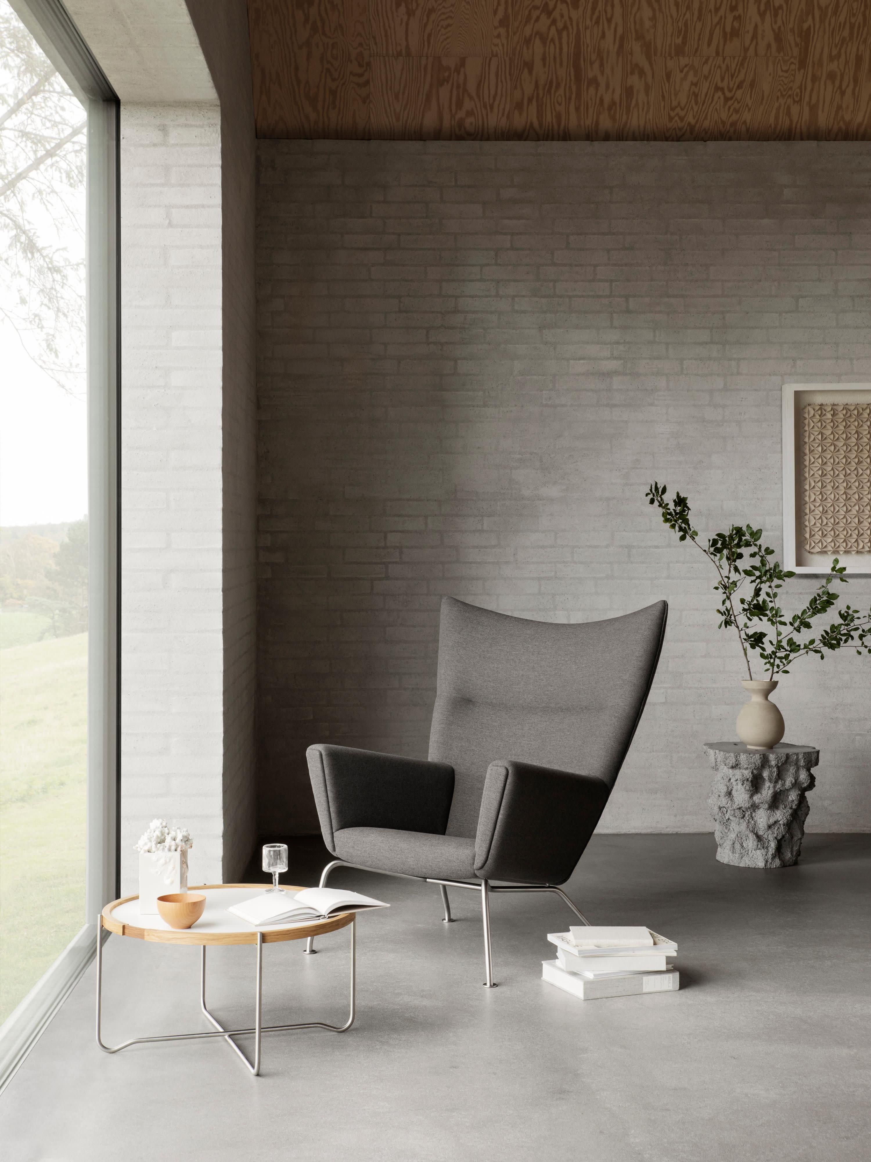 Runder Couchtisch CH417 mit wendbarem Tablett