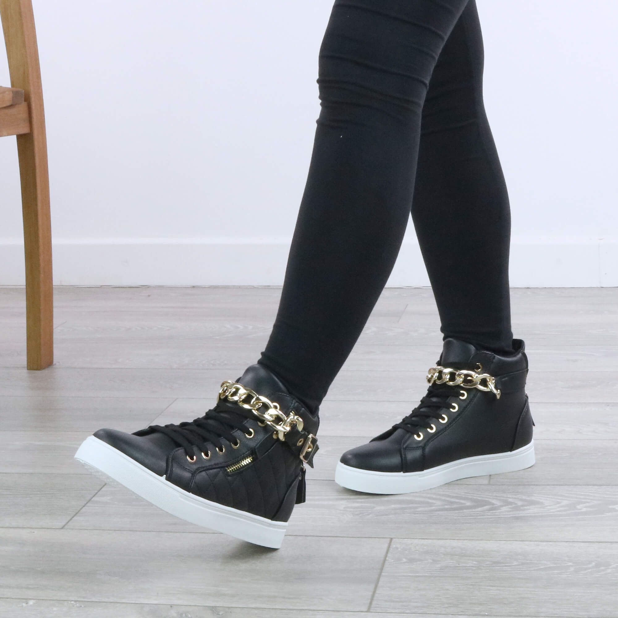 AJVANI Flat Heel Lace Up Gold Chain Trainers