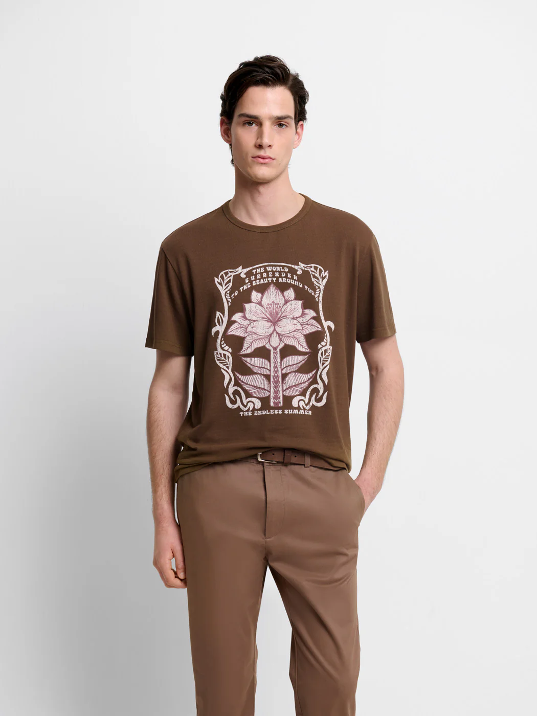 T-shirt col rond à motifs.