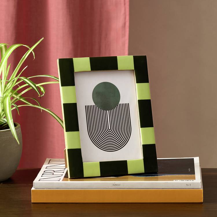 Habitat Checkered Green Mango Wood Frame - 5x7"
