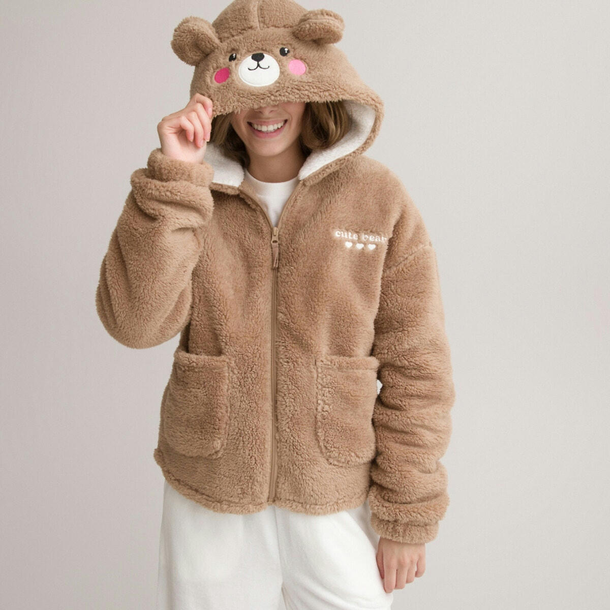 Veste d'intérieur à capuche, brodée ours