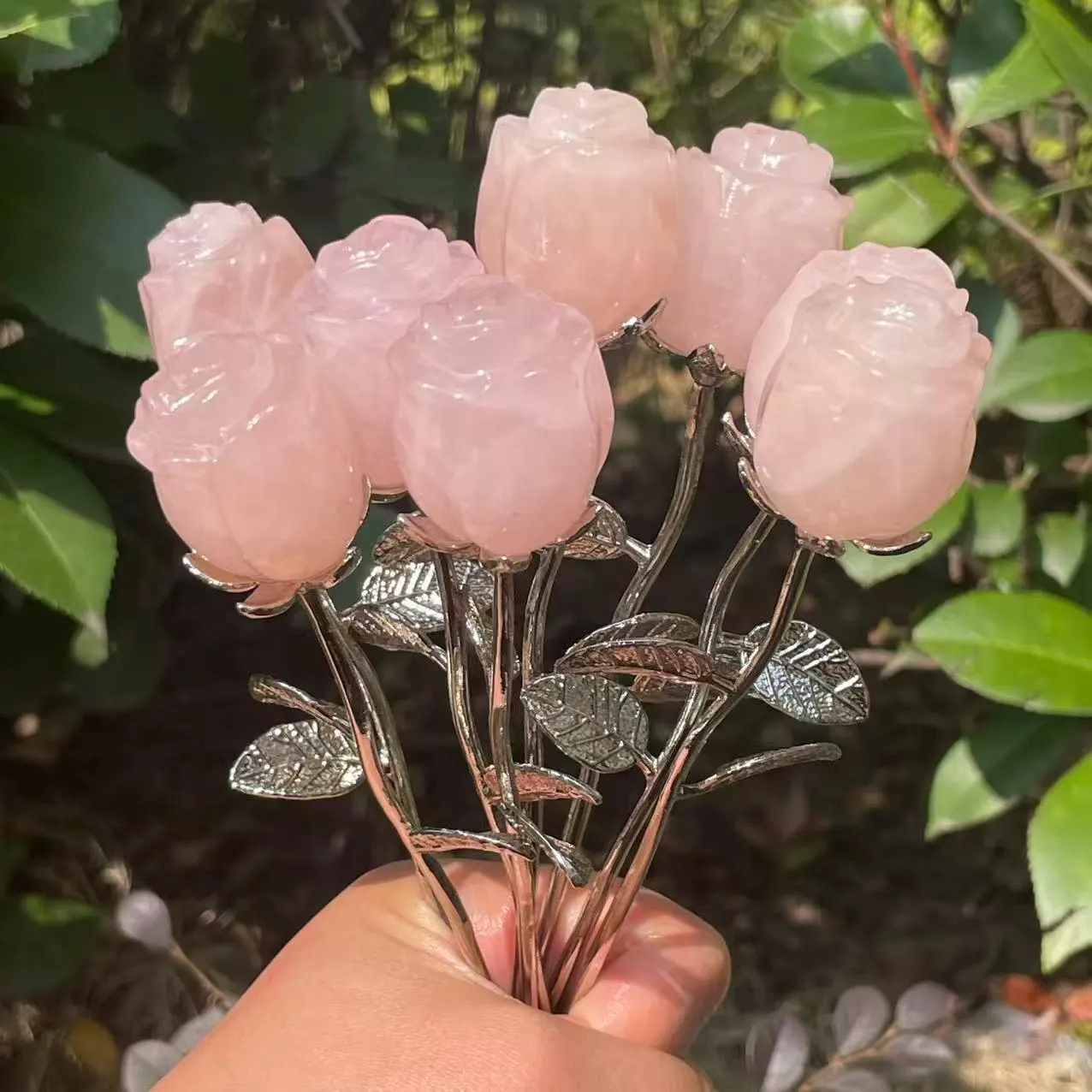 Hand Carved Pink Rose Quartz Crystal,Rose flower， Home Decor Gift (1Pcs）