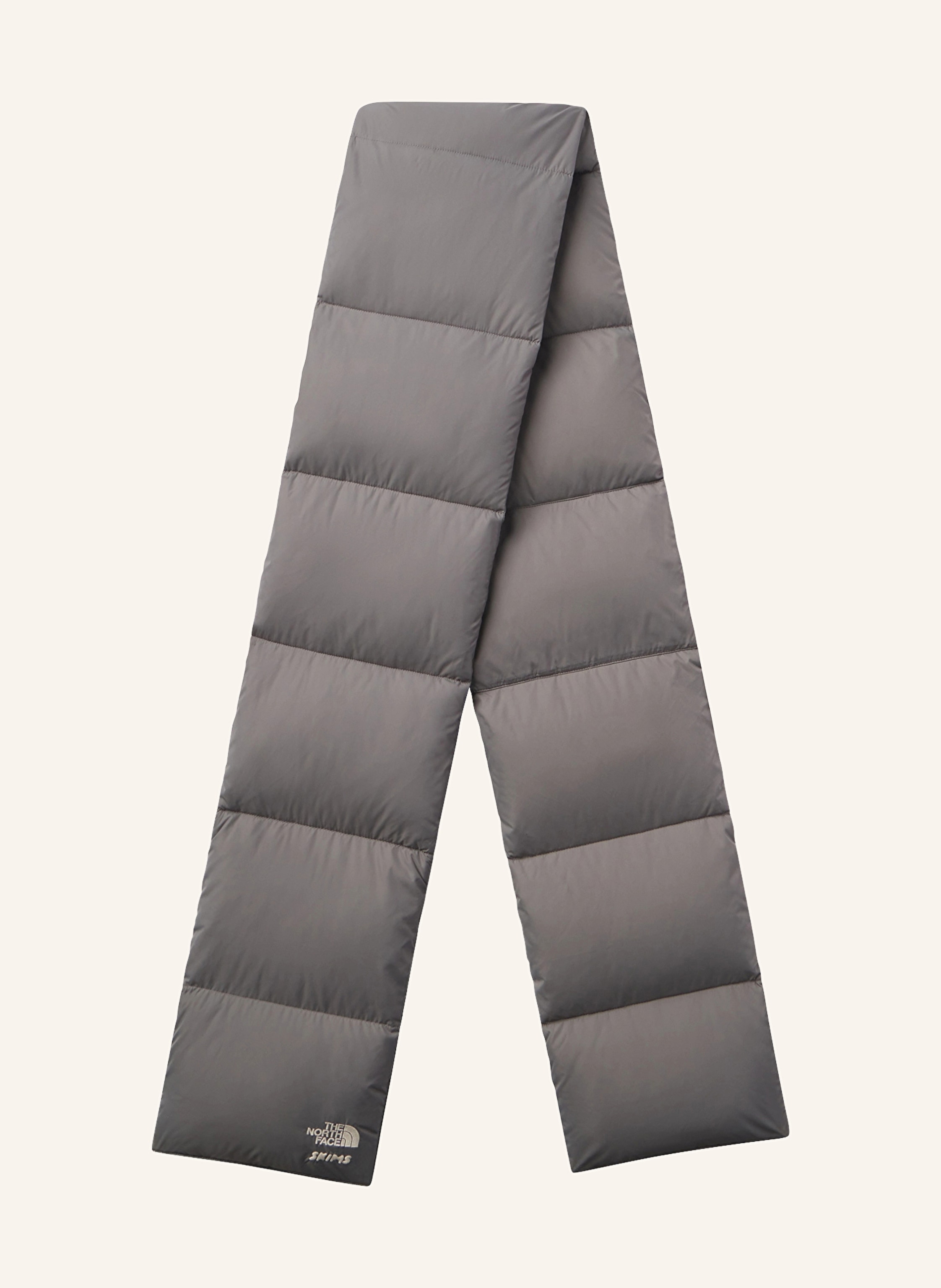 THE NORTH FACE x SKIMS Daunenschal TNF X PROJECT K