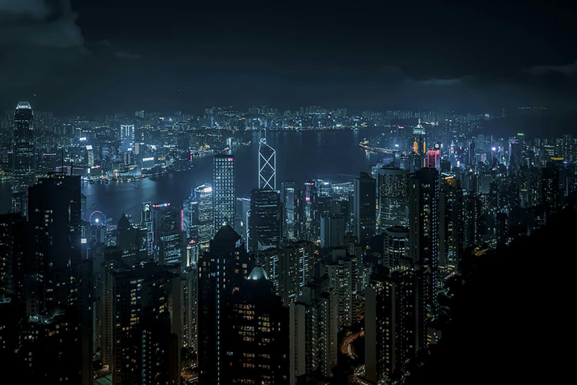 ELECTRIC CITY - Photographie d'art de Romain Farge 60x90 cm sur plexi