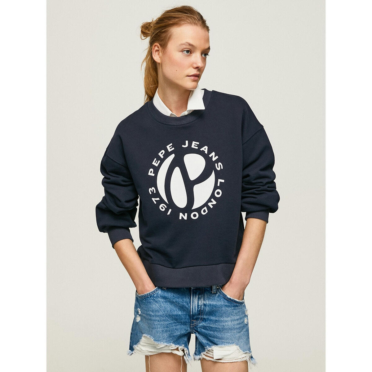 Sweat col rond, logo devant