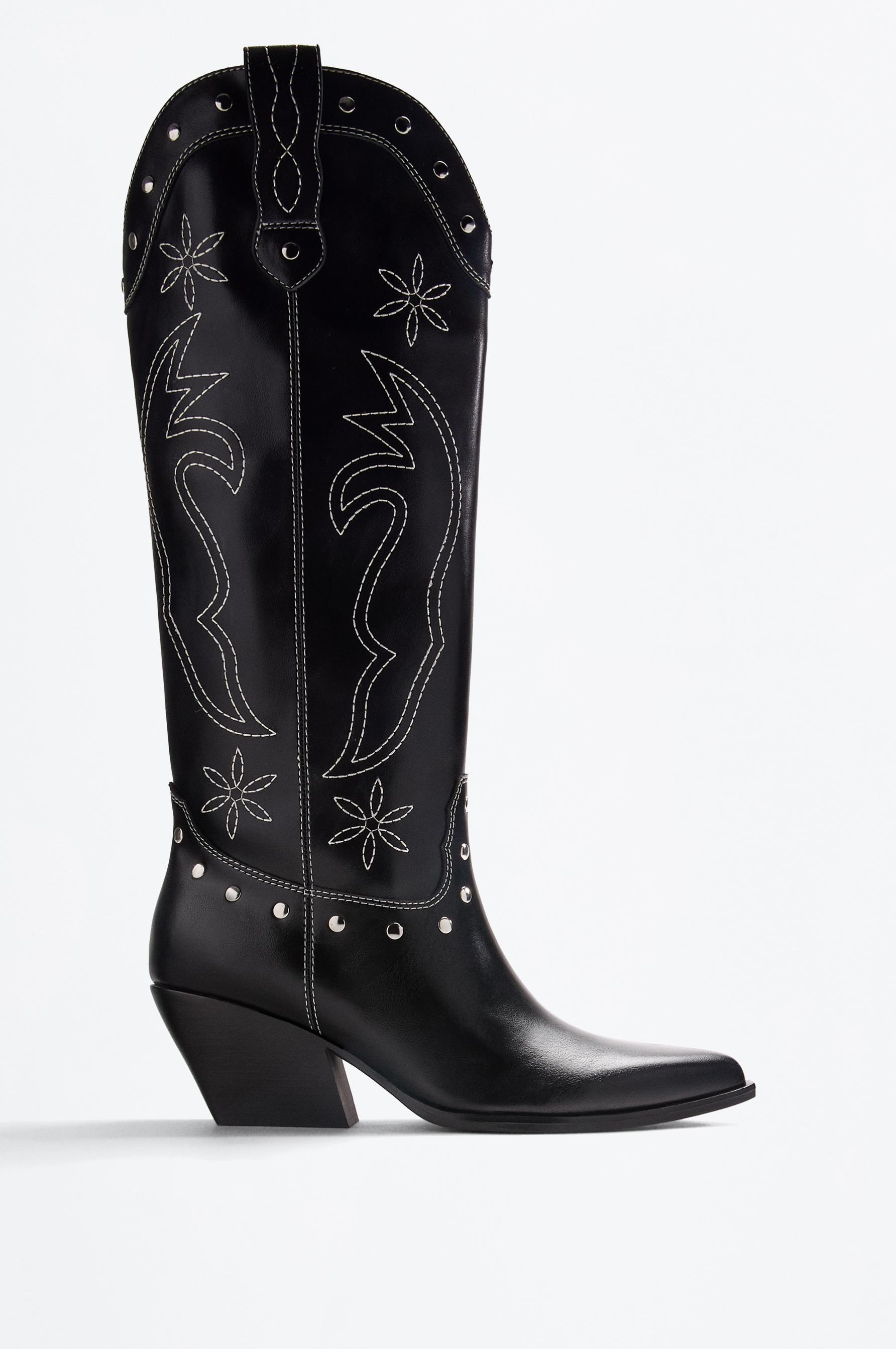 Bota cowboy tachas