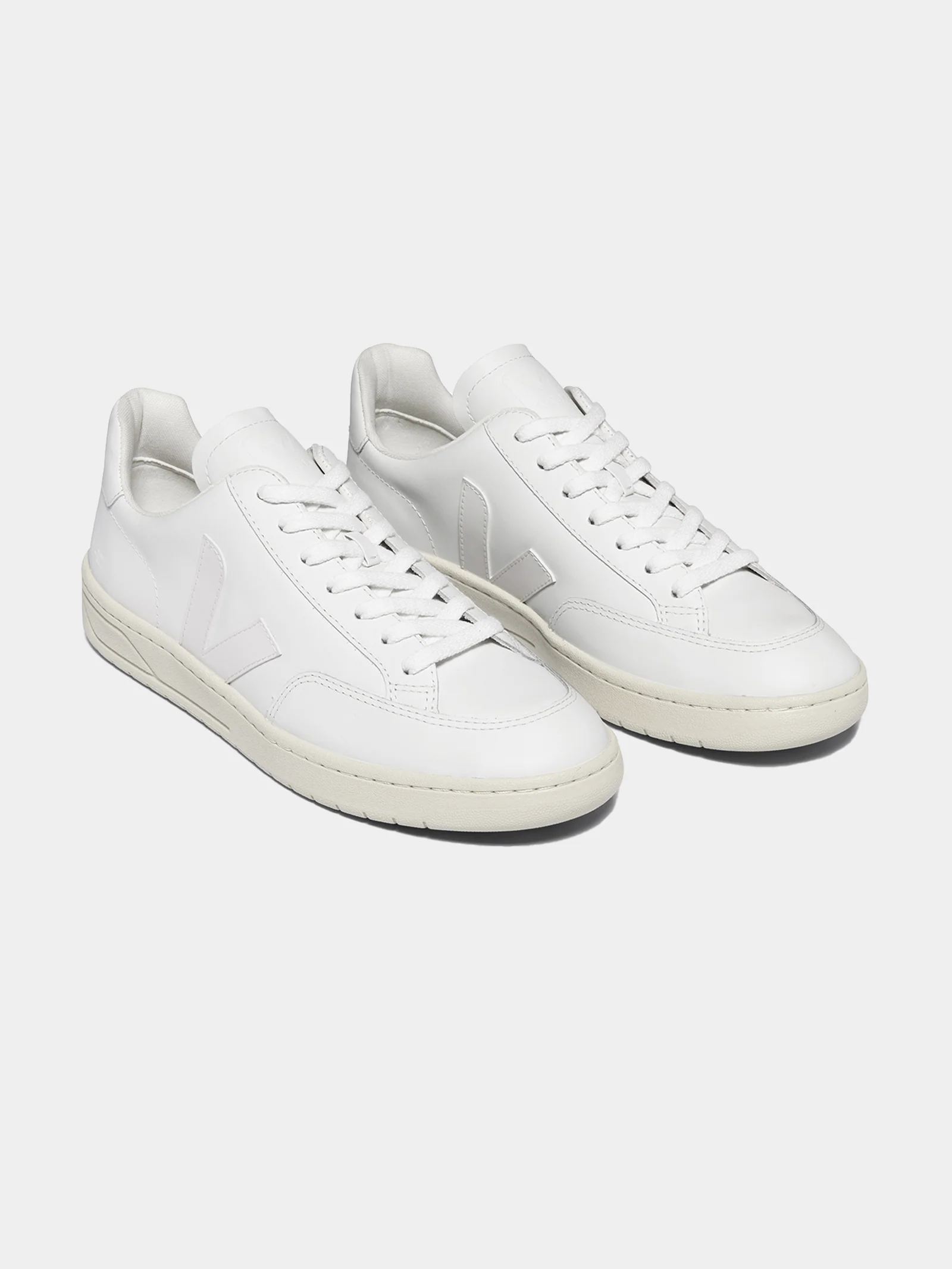 Mens V12 Leather Sneakers