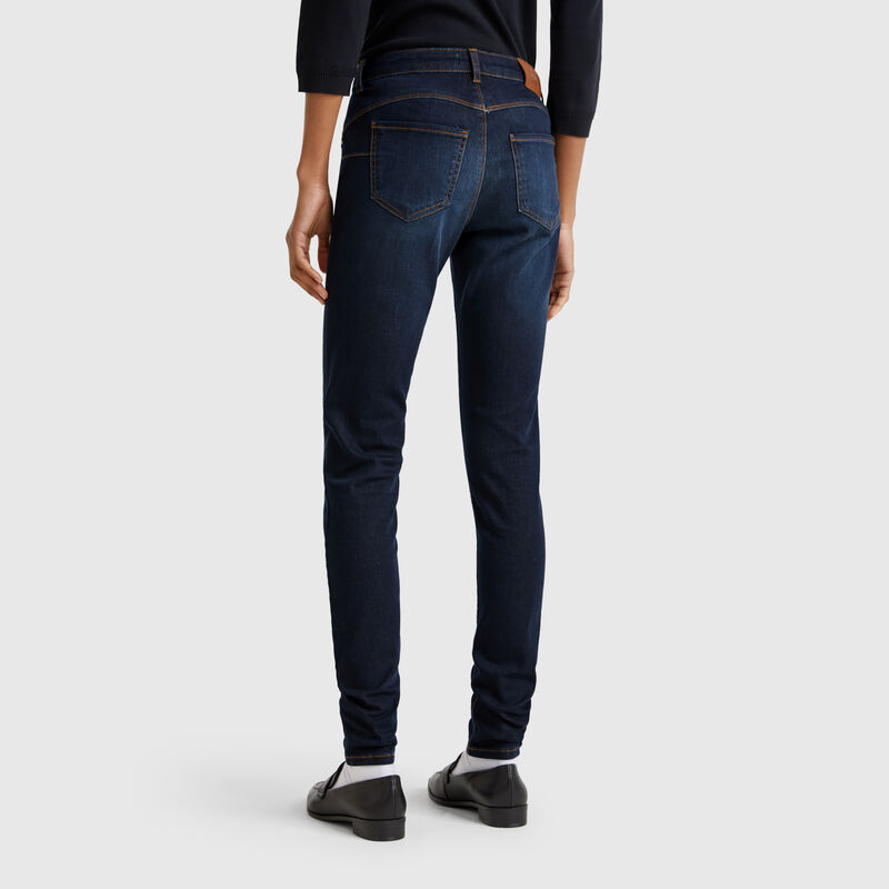 Skinny fit push-up jeans