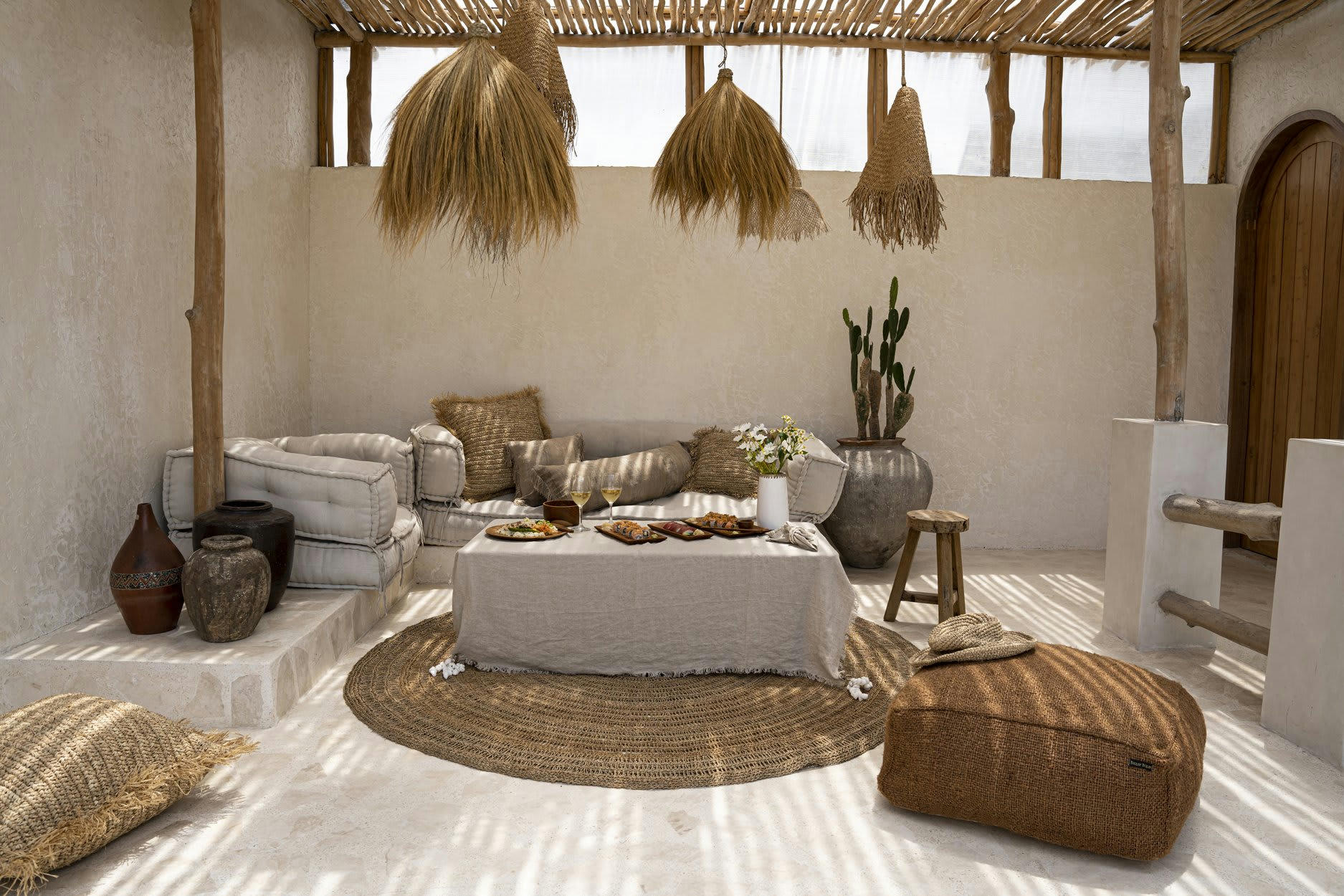 LINEN - Nappe en lin beige 150x150