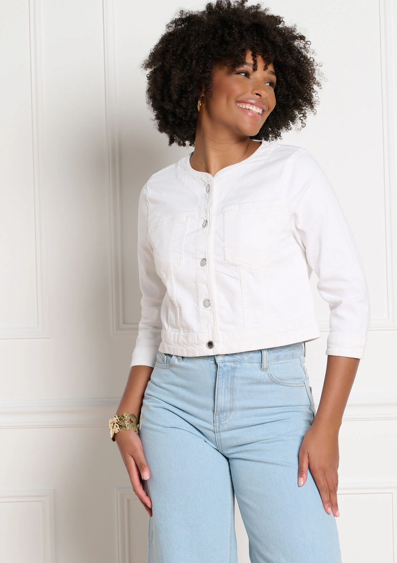 Kort jasje met knopen