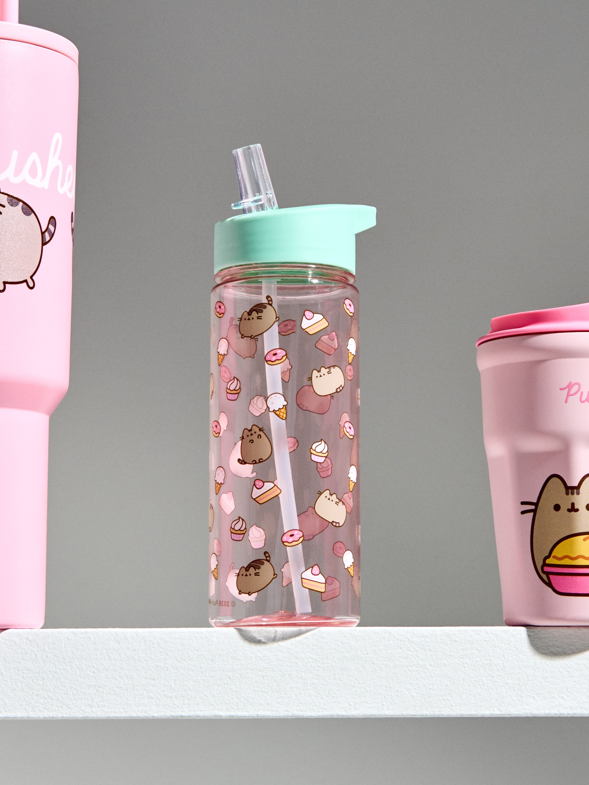 Bidon z uchwytem i słomką Pusheen the Cat