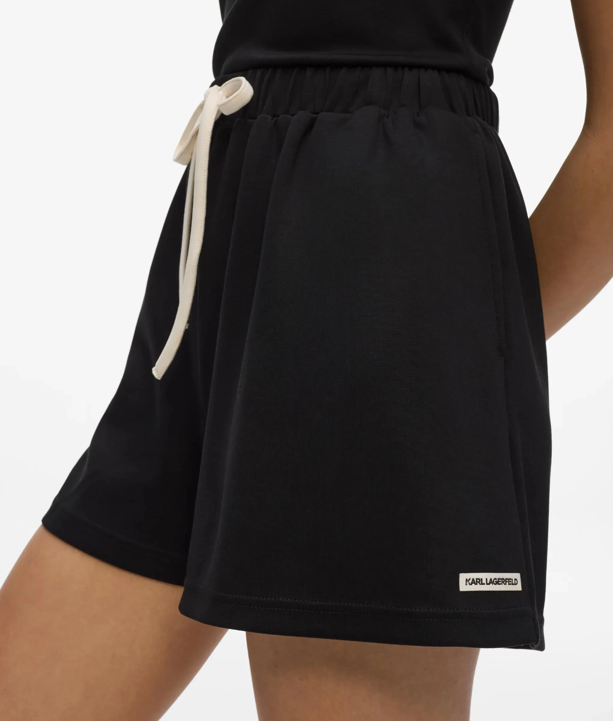 Short loungewear monochrome