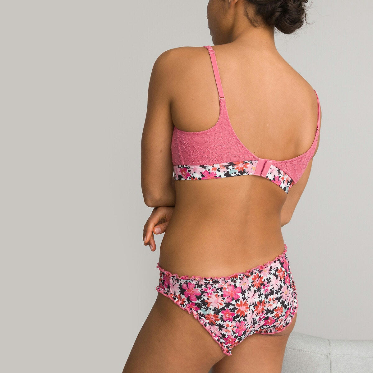 Soutien-gorge foulard sans armatures en dentelle