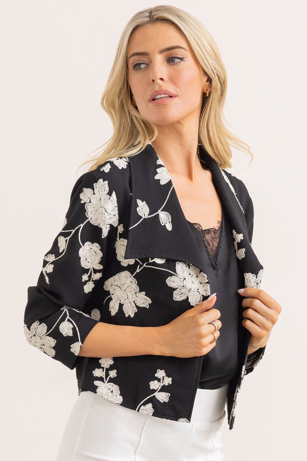 Klass. Embroidered Edge To Edge Jacket
