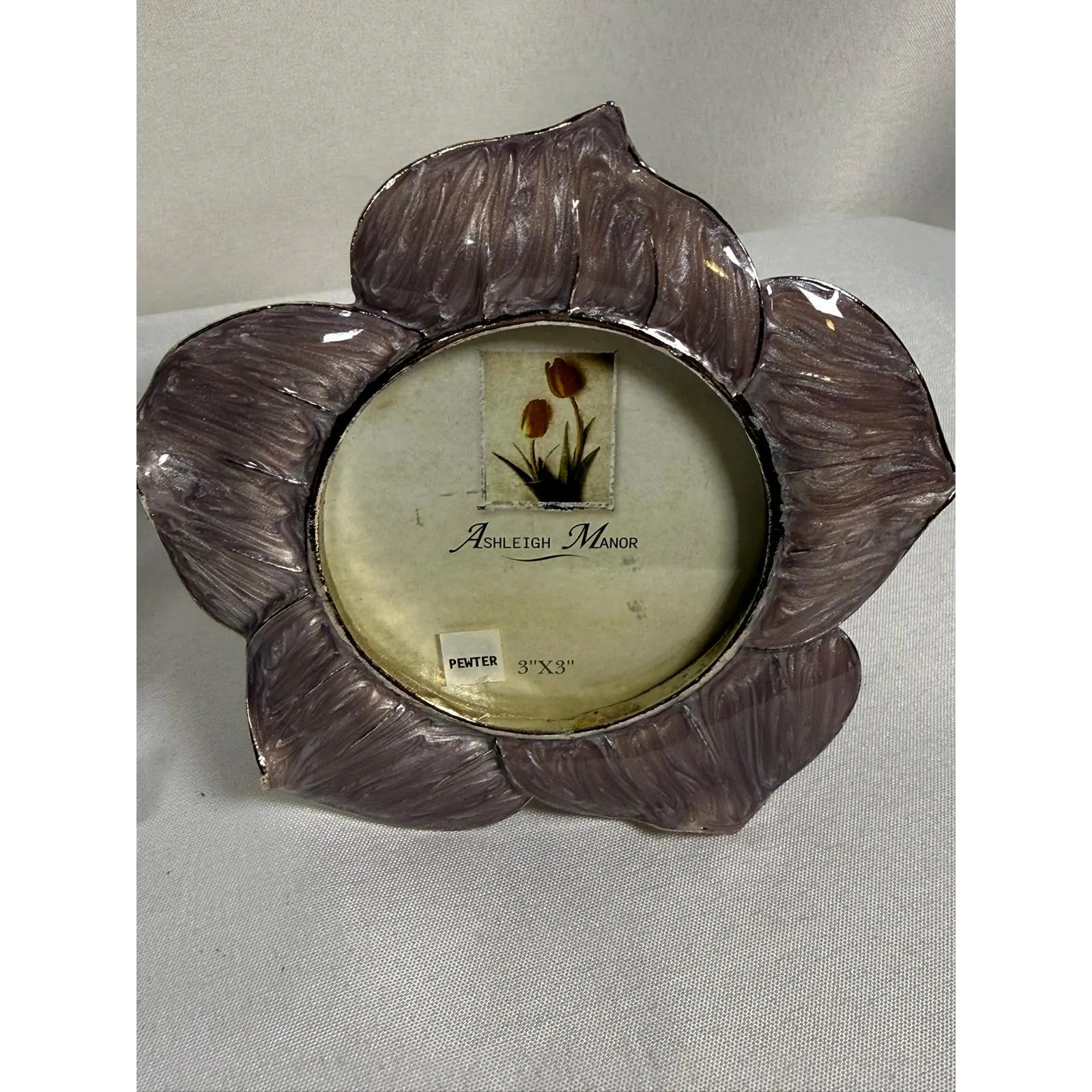 Vintage Floral Frame Duo – Iris Metal Frame + Purple Petal Frame Ashleigh Manor