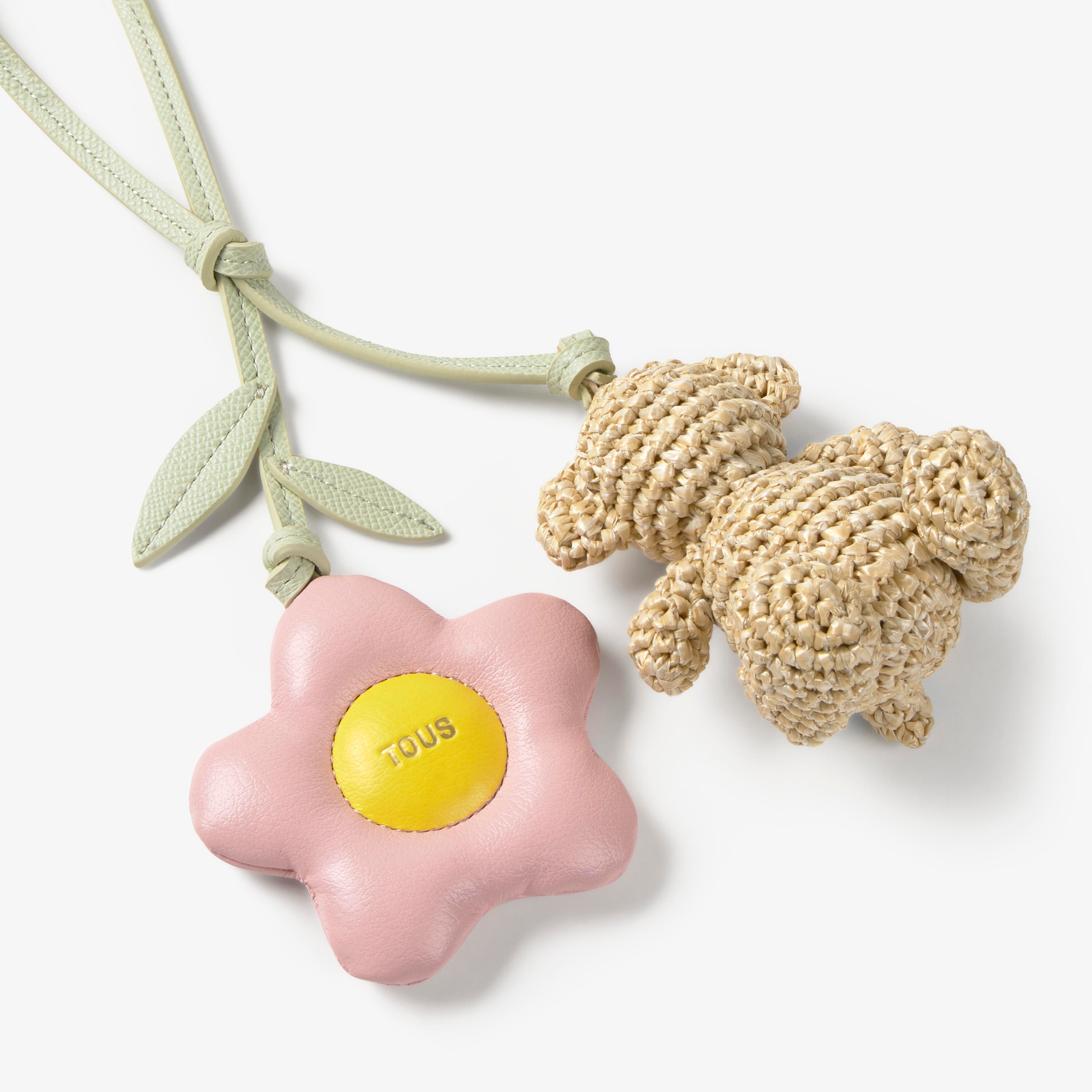 Llavero charm oso y flor rosa TOUS Icons