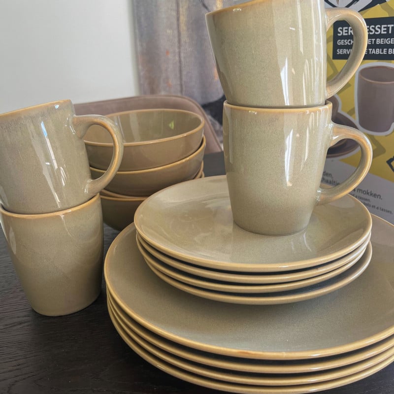 Serviesset - beige - 16-delig - 4 persoons- reactive glaze