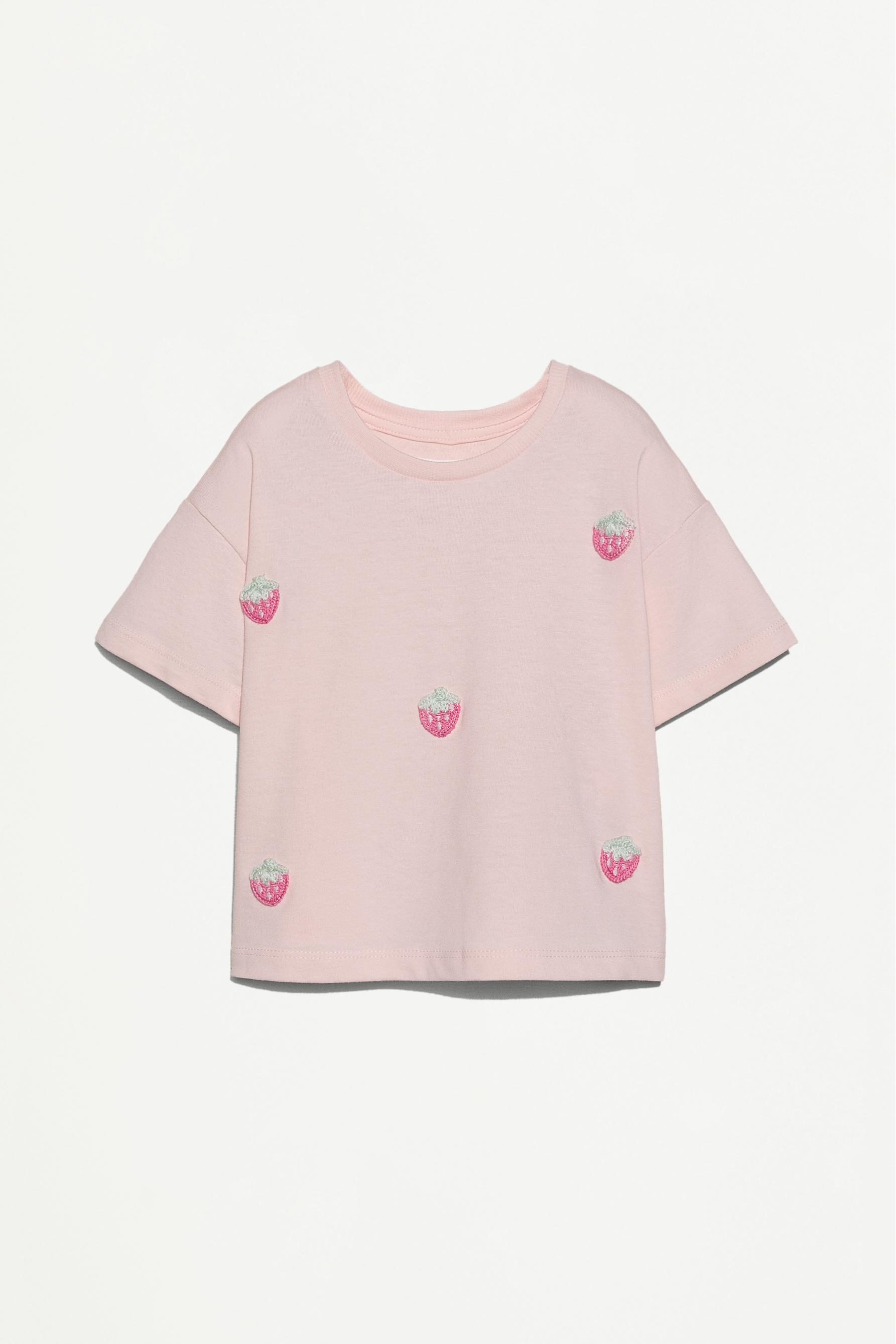 Camiseta apliques crochet