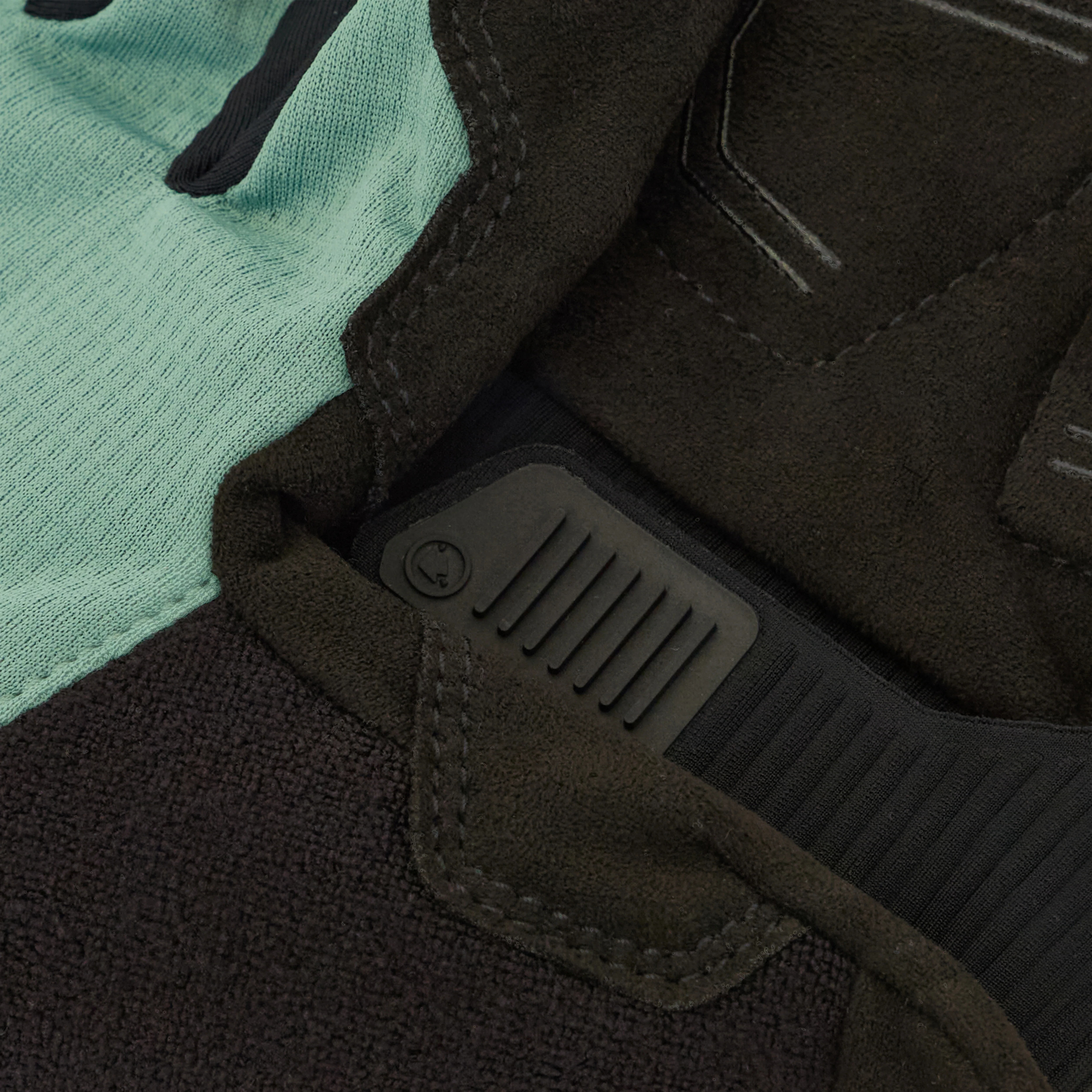 Loop Full Finger Gloves - Sage Green