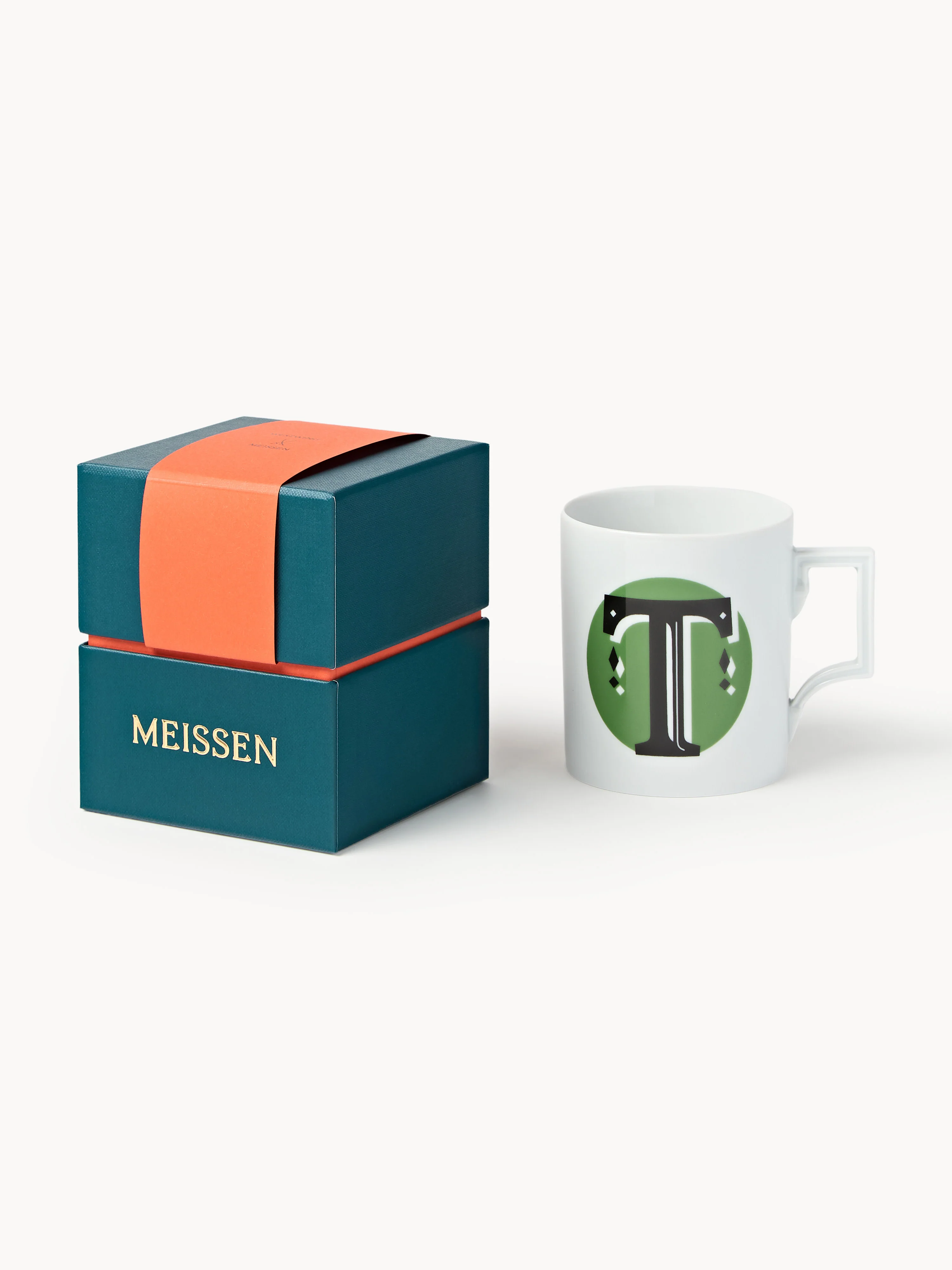 Westwing x MEISSEN, Handgefertigte Tasse Initials mit Dekor-Motiv