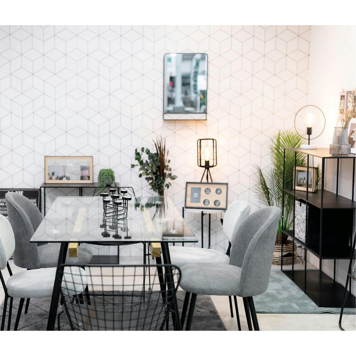 - Lot de 4 chaises en métal et polypropylène, effet velours gris