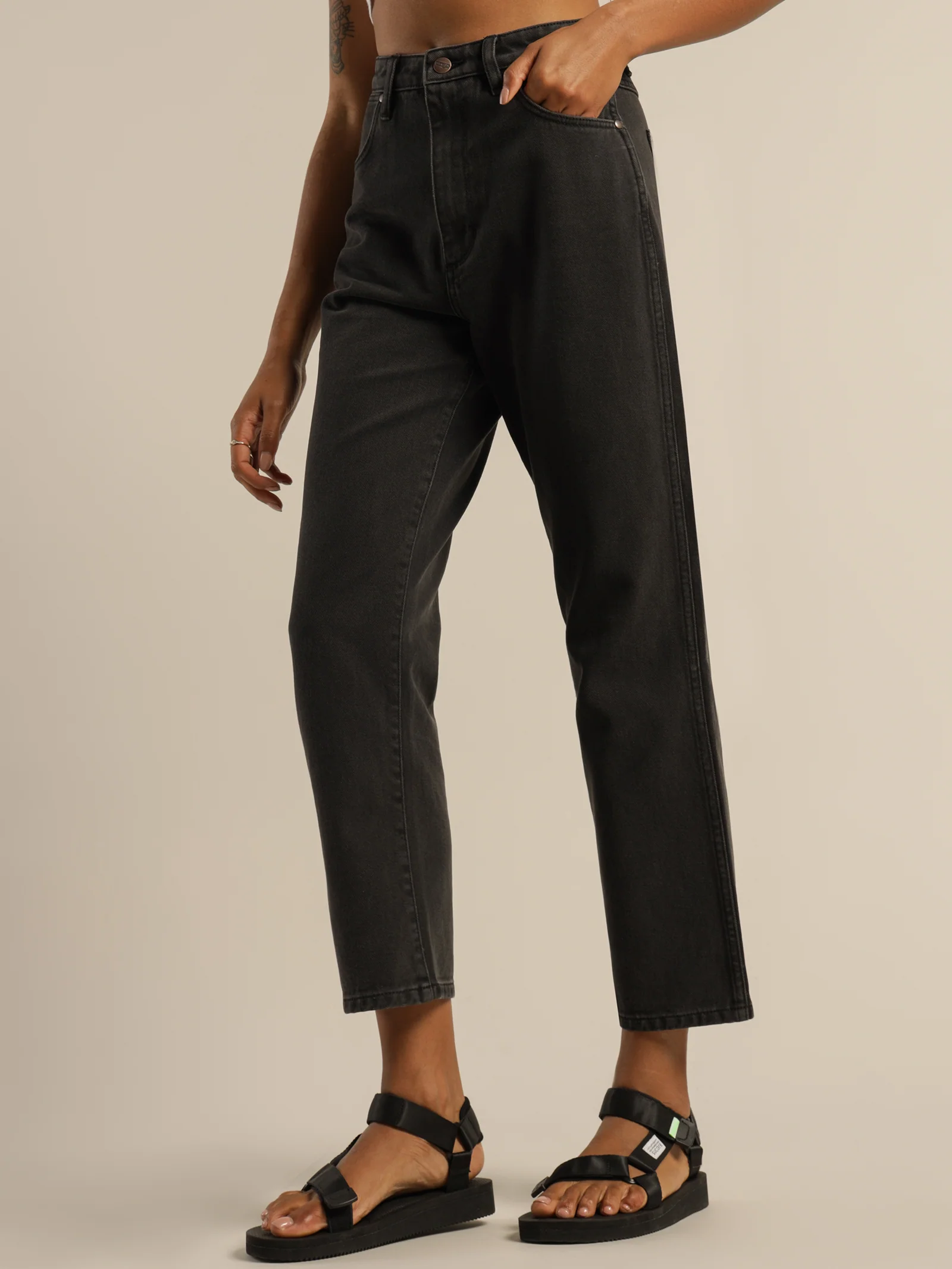 Claudia High Straight Jean