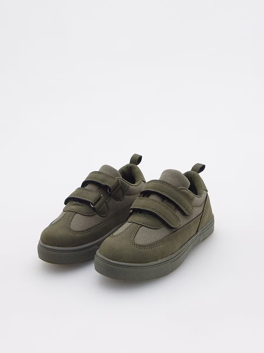 Sneakers With Velcro Fastening