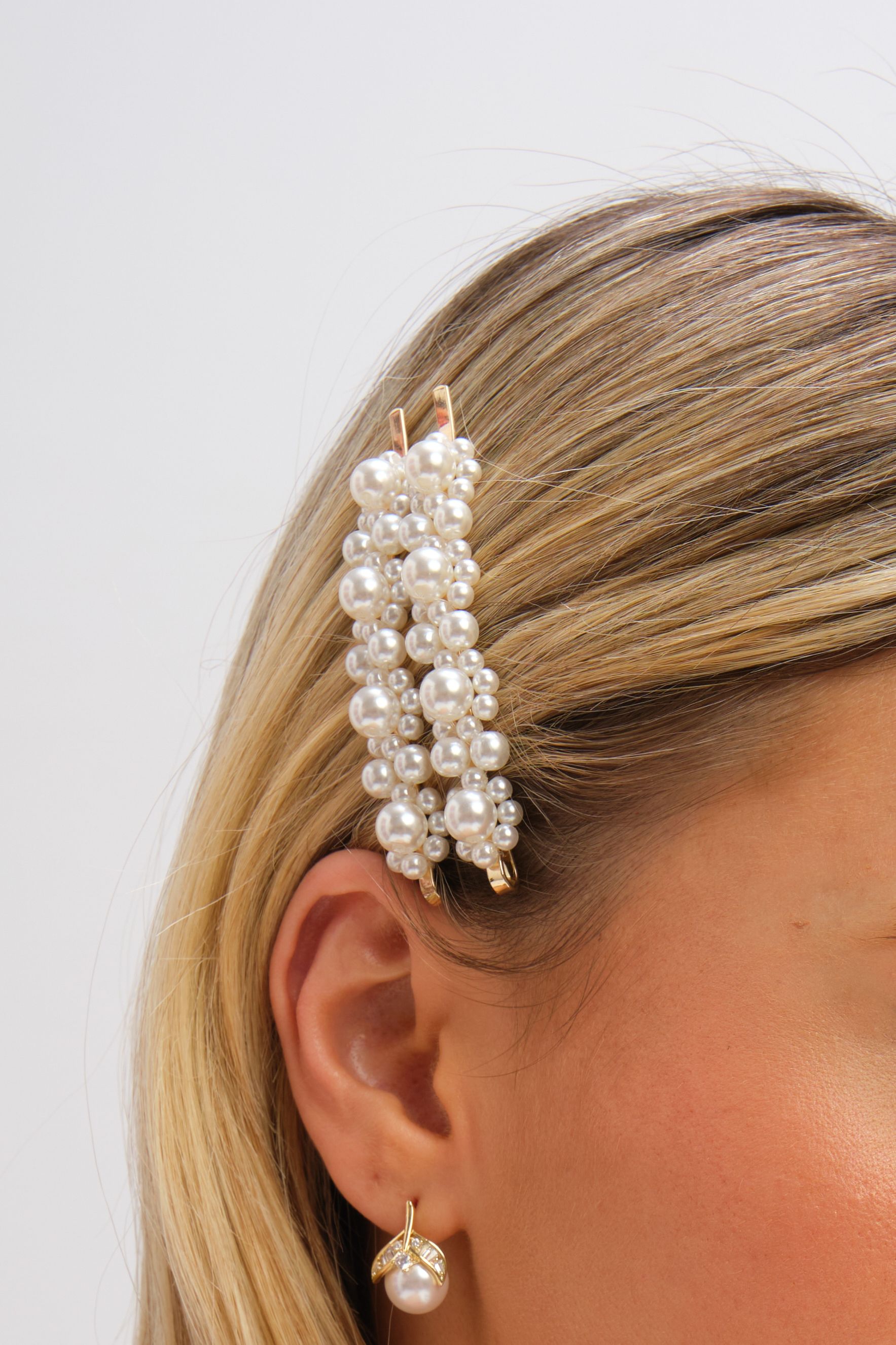 Jon Richard Gold Plated Mixed Pearl Slides - Multipack