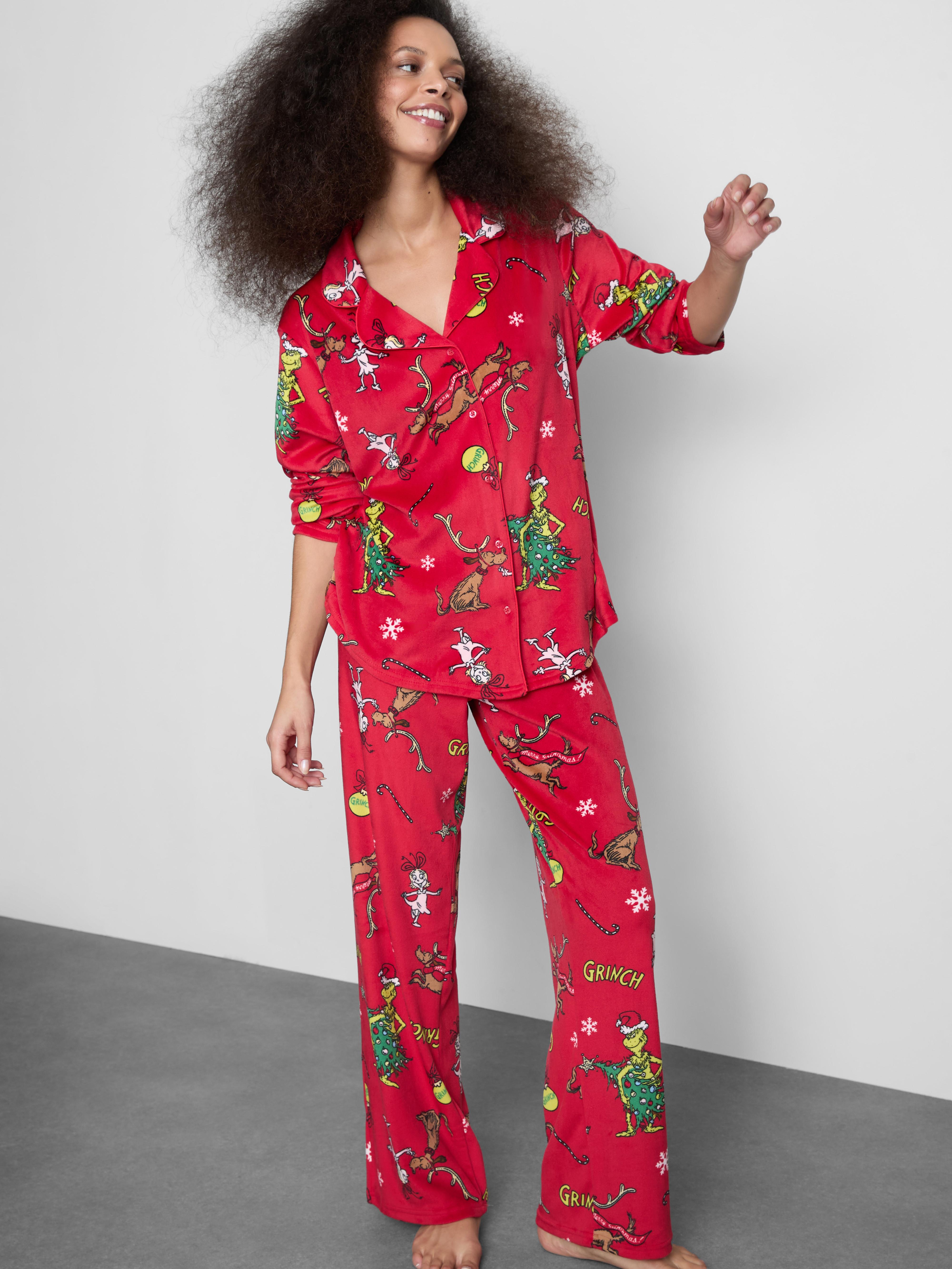 Doctor Seuss The Grinch Boyfriend Pajama Set