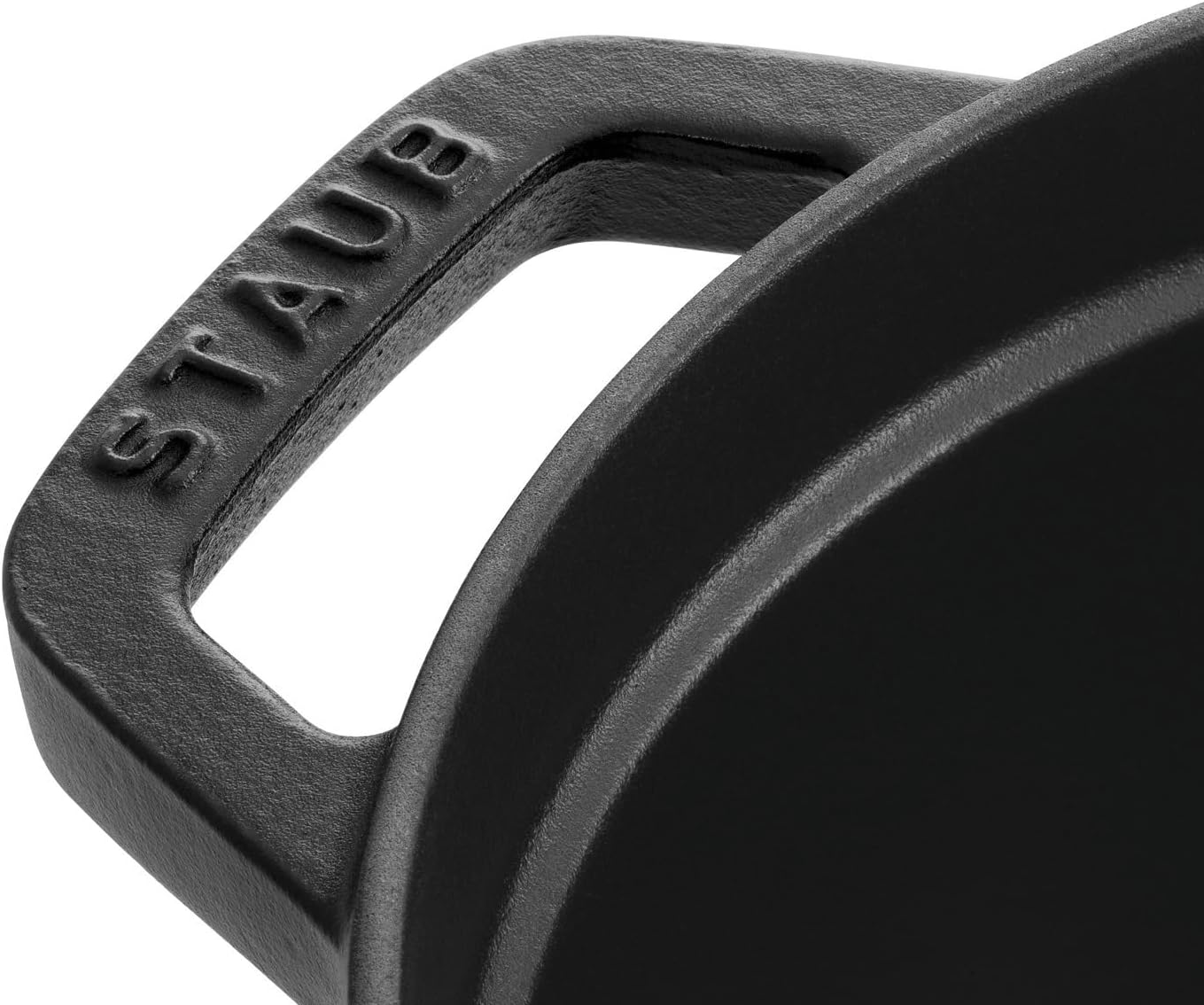 Staub Oval Dutch Oven 8.5-Quart Matte Black